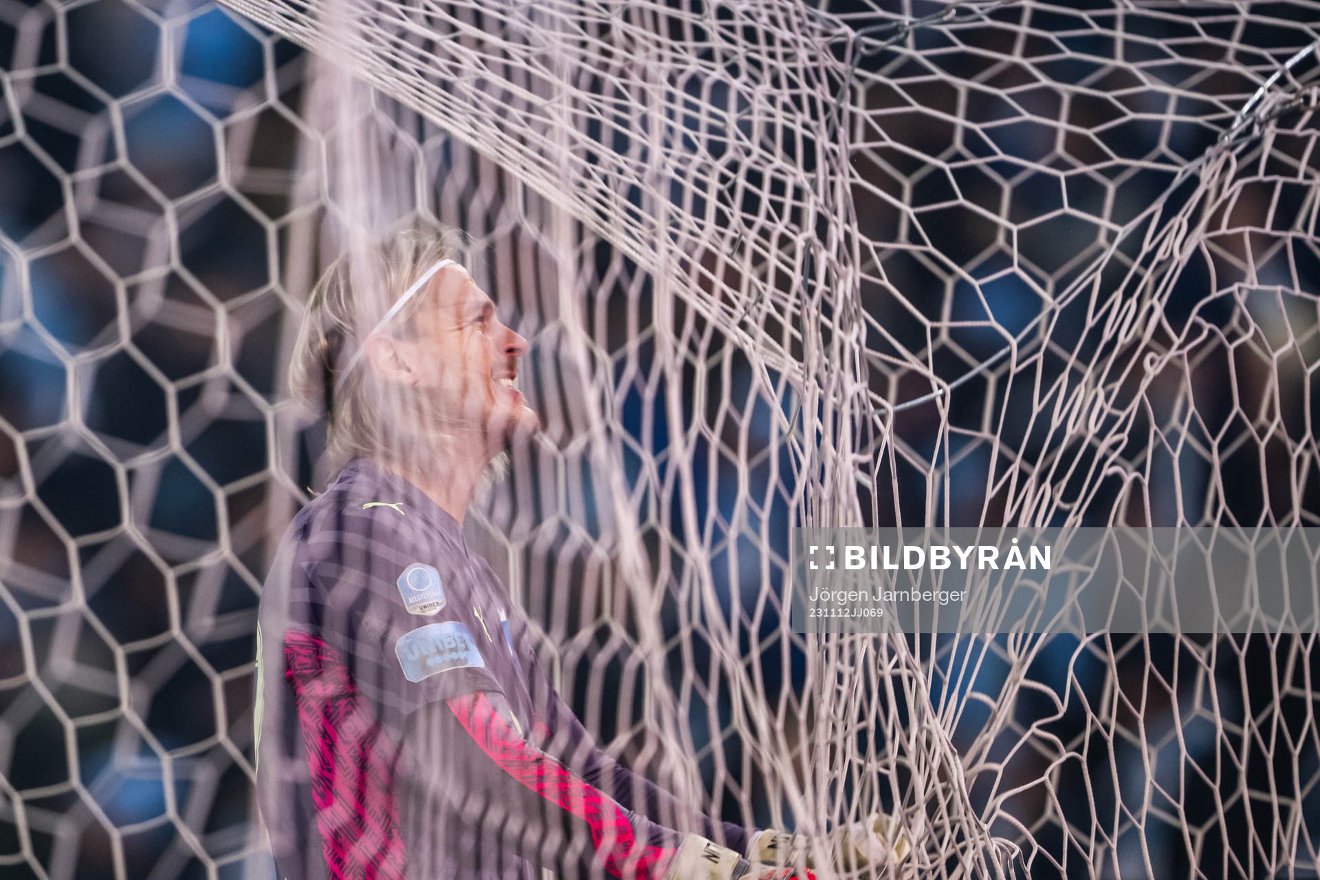 Malmö FFs målvakt Johan Dahlin jublar