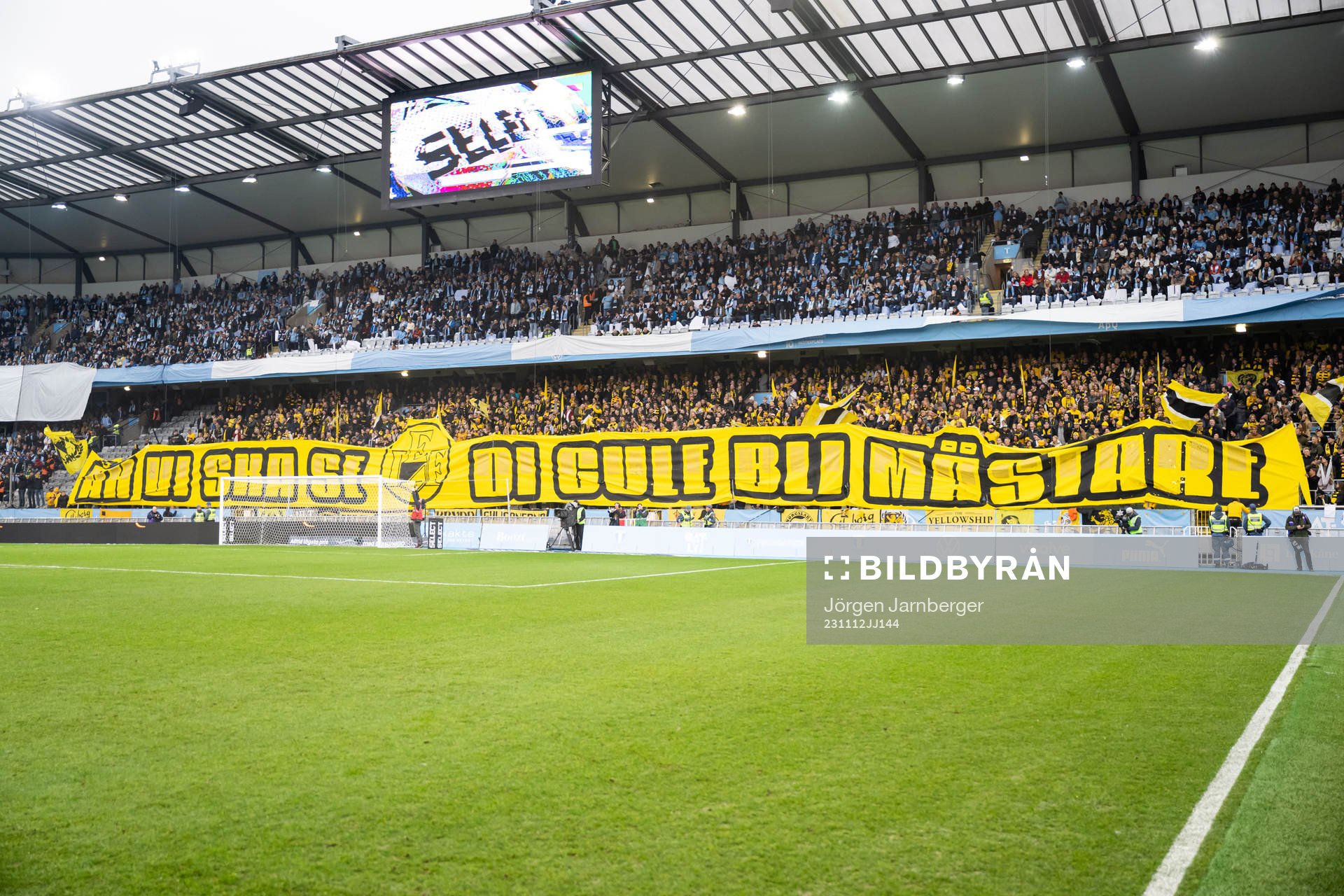 Elfsborgs supportrar med tifo