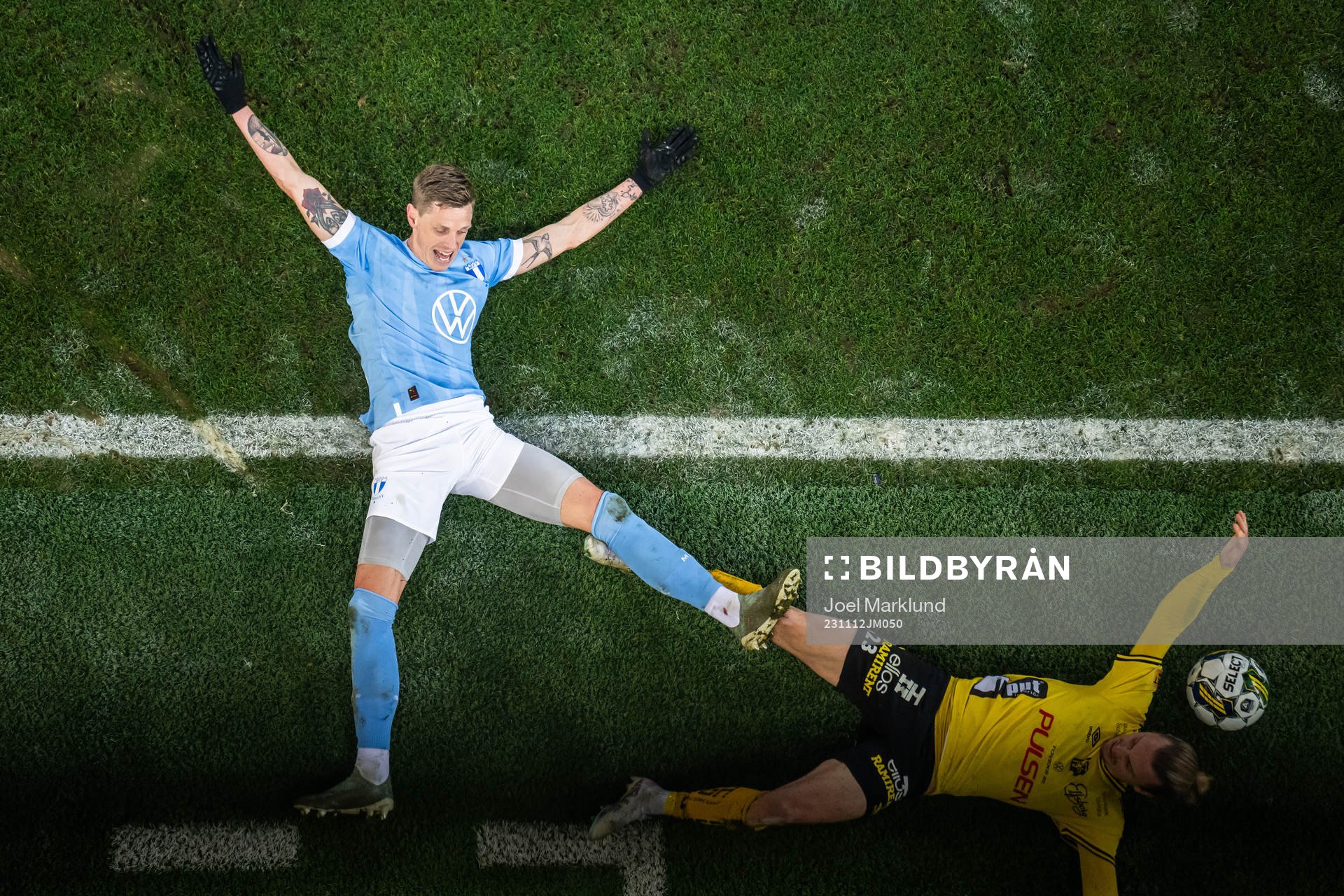 Malmö FFs Søren Rieks och Elfsborgs Niklas Hult