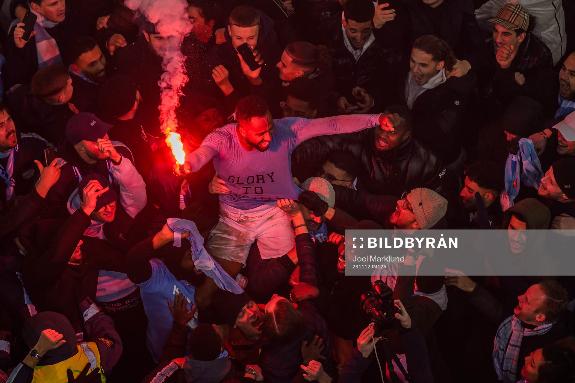 s Isaac Kiese Thelin jublar