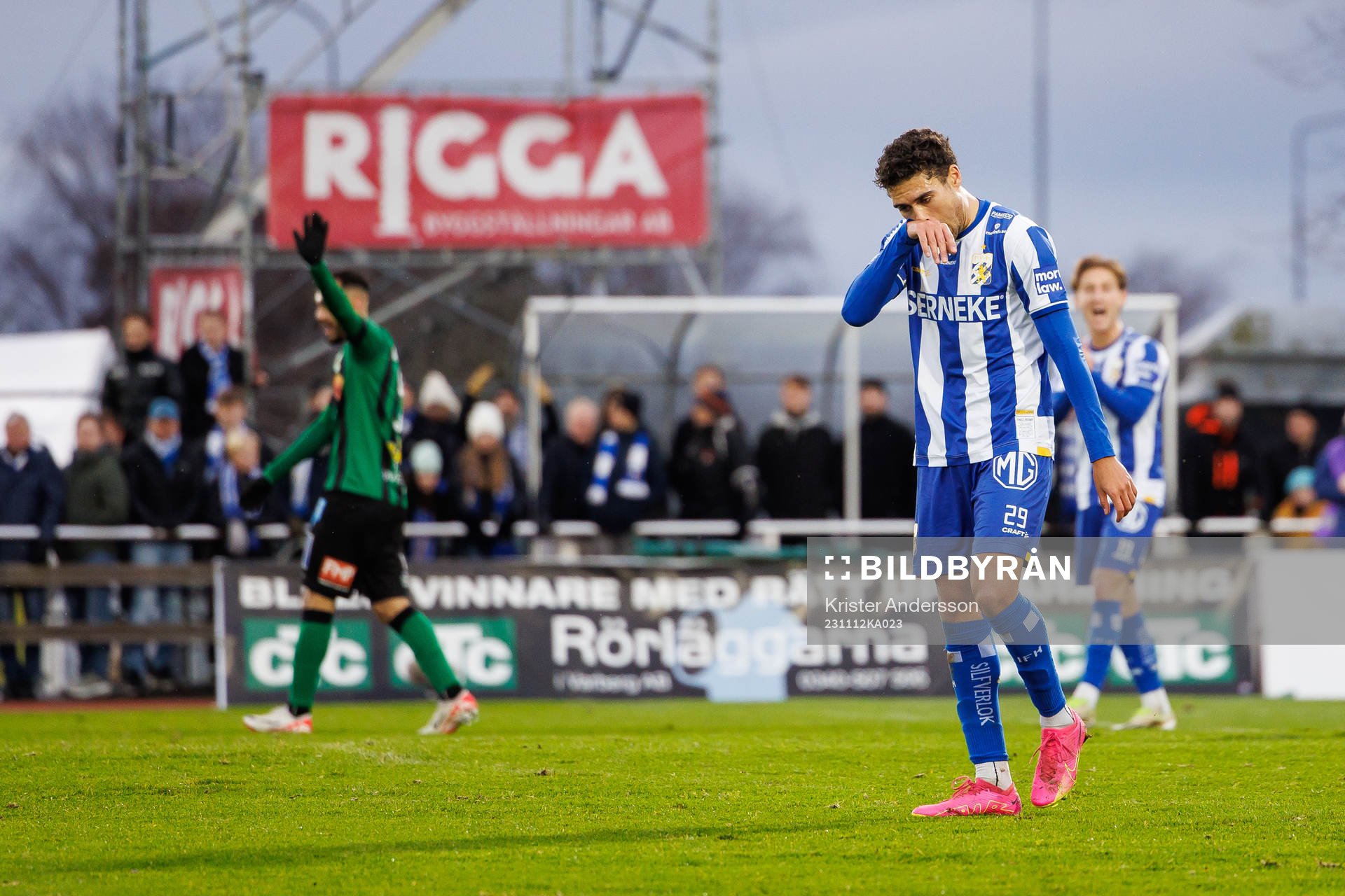 IFK Göteborgs Thomas Santos deppar