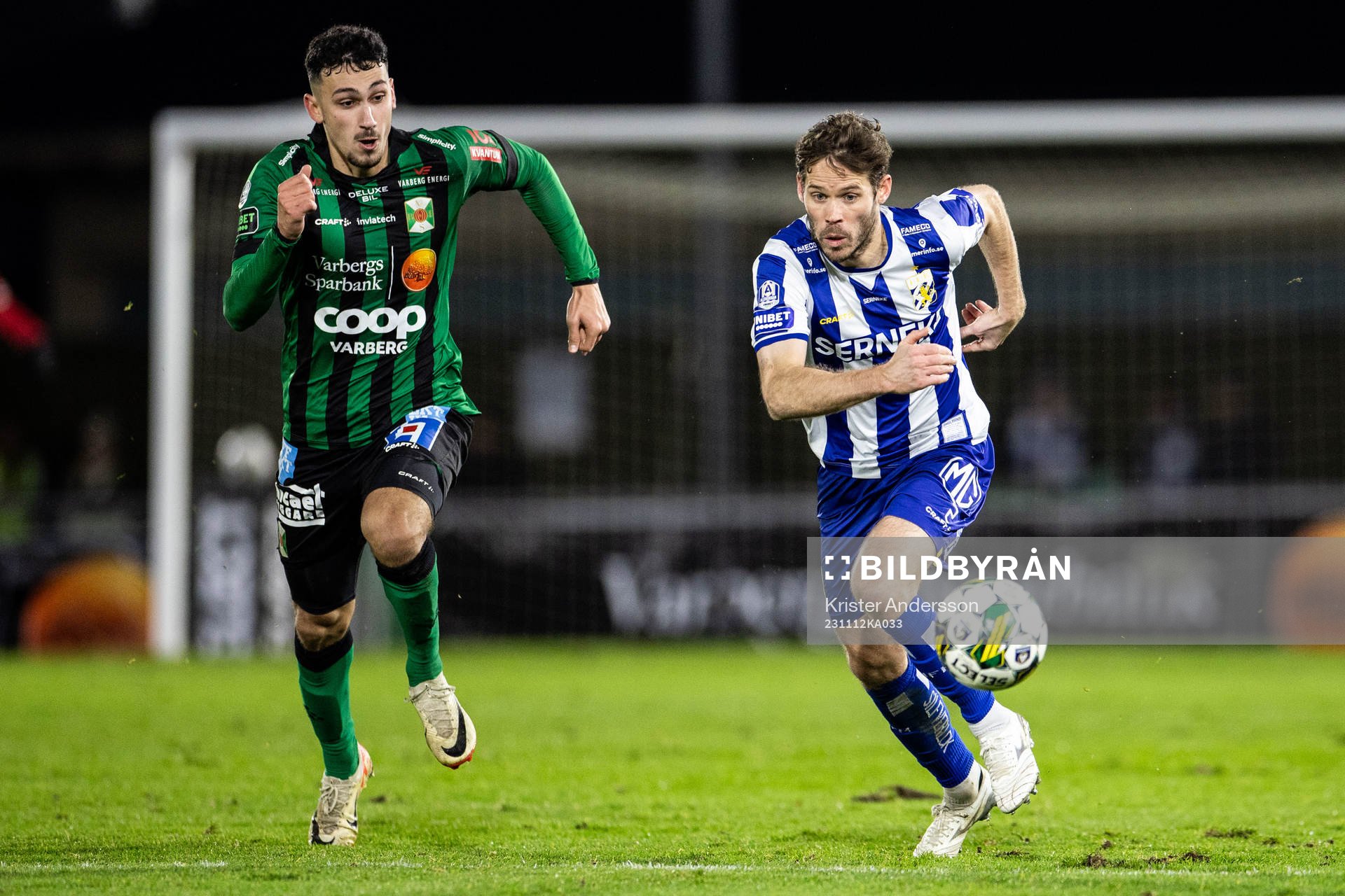 Varbergs Dion Krasniqi och IFK Göteborgs Emil Salomonsson
