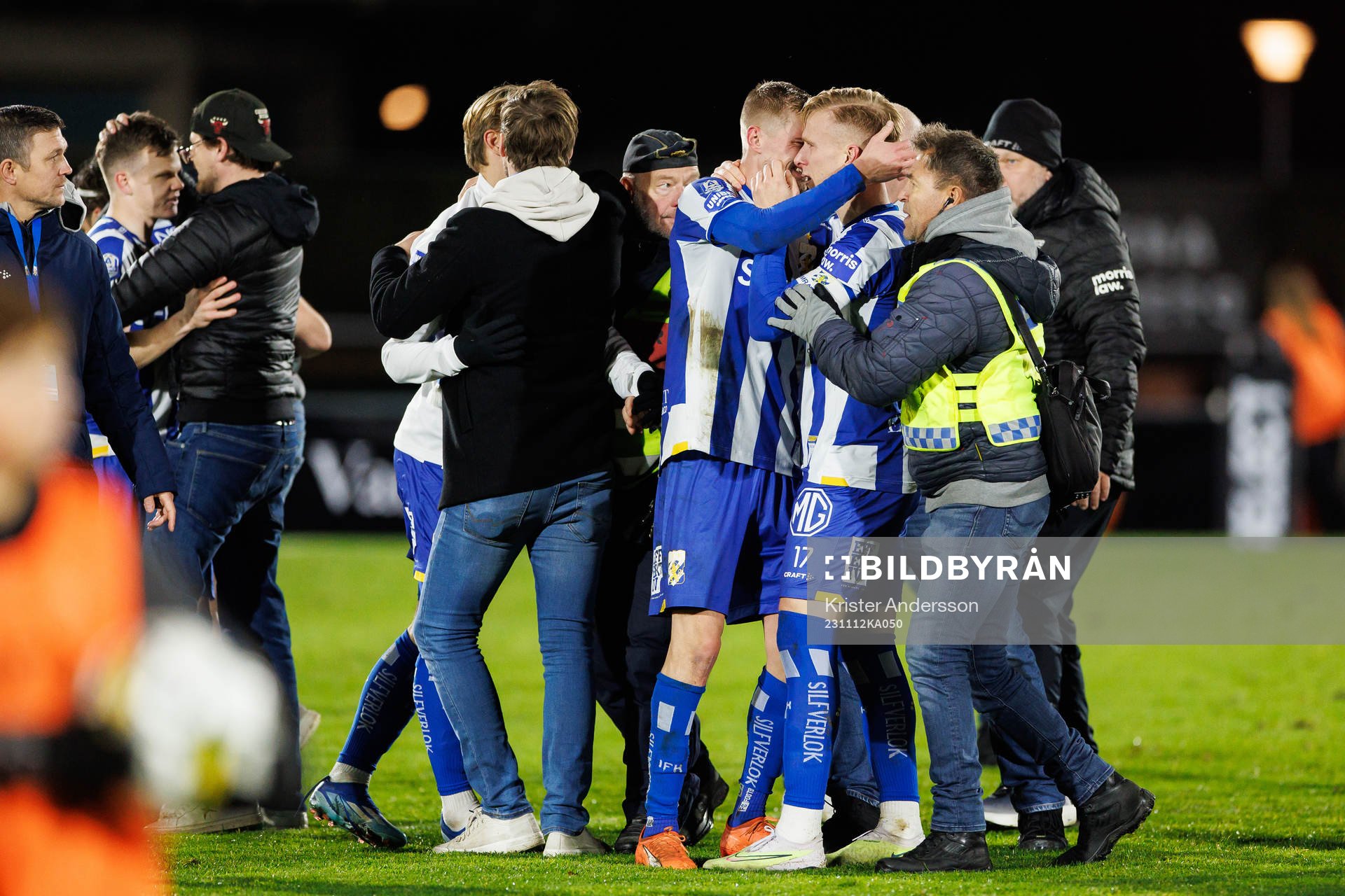 IFK Göteborgs Sebastian Eriksson och Oscar Wendt jublar