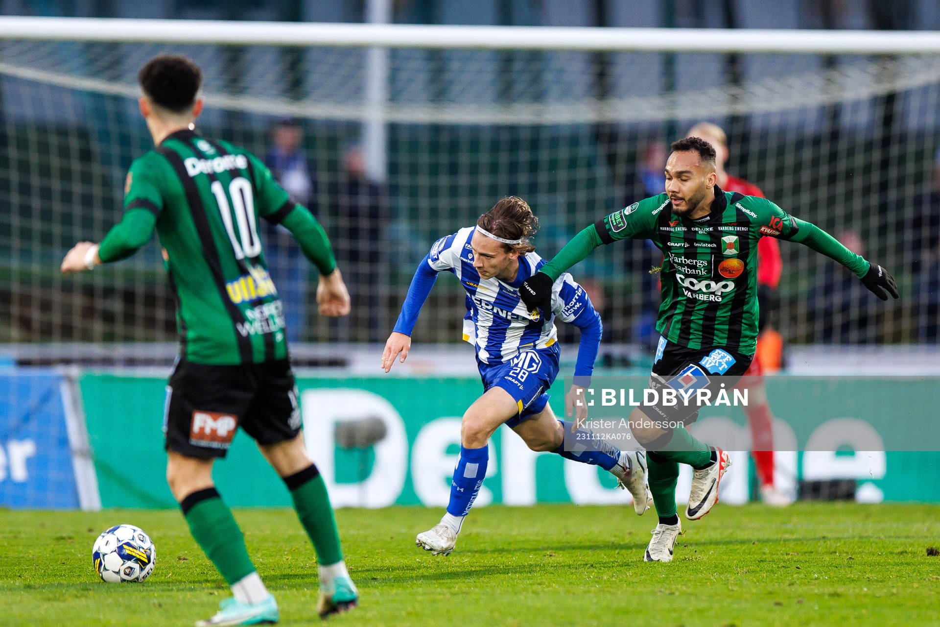 IFK Göteborgs Lucas Kåhed och Varbergs Vinicius Nogueira