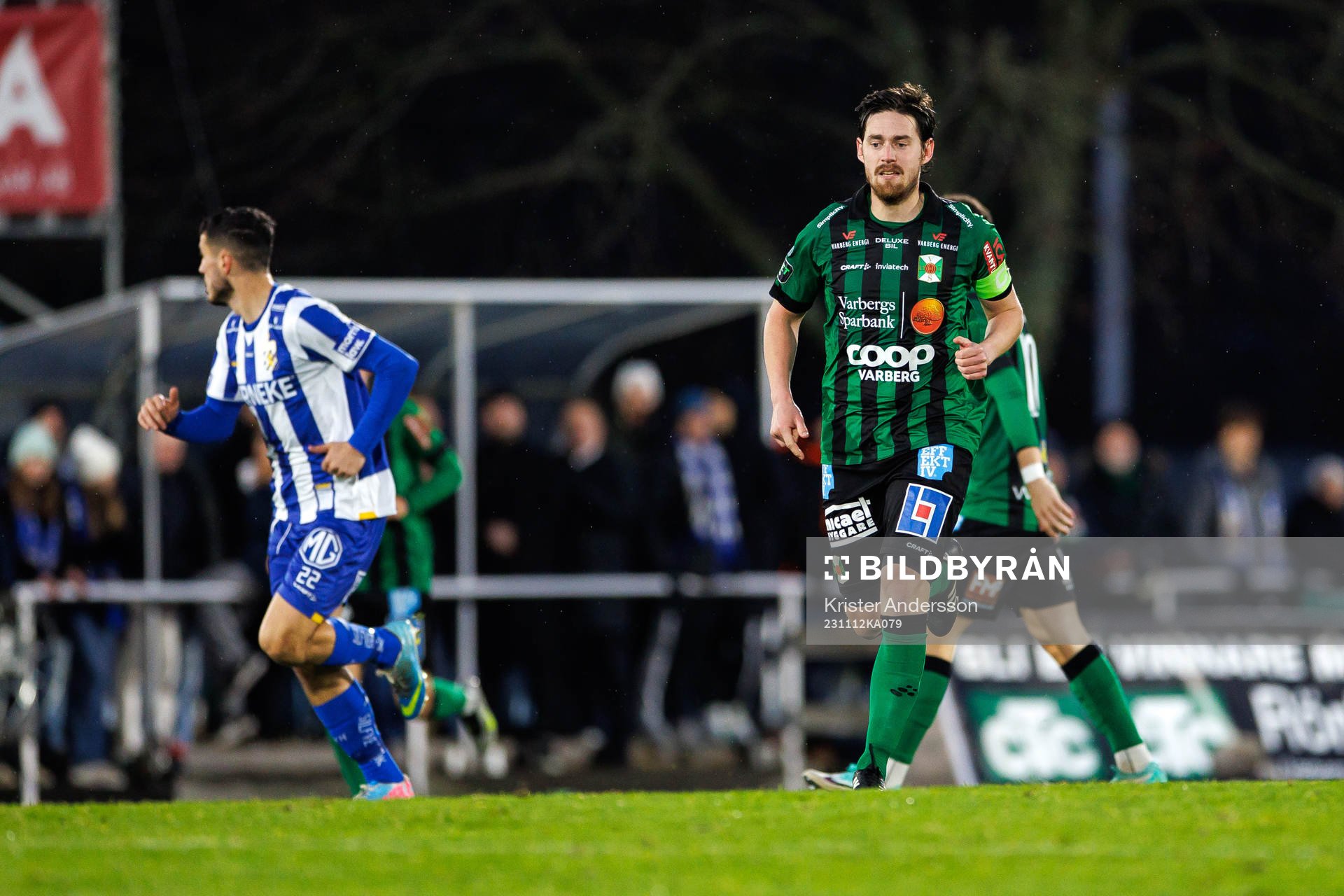 Varbergs Robin Tranberg under fotbollsmatchen i Allsvenskan mellan Varberg och IFK Göteborg den 12 november 2023 i Varberg. 