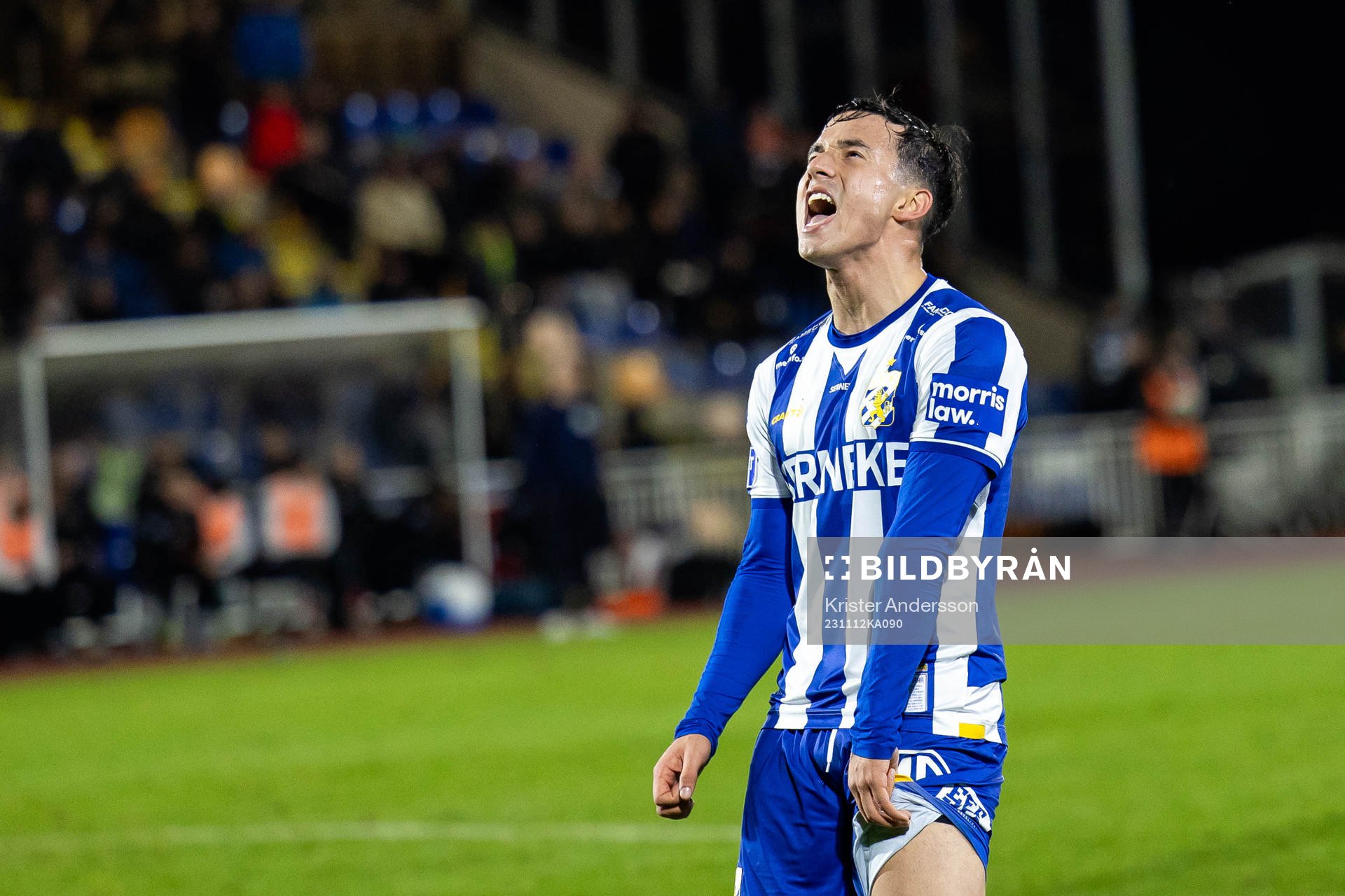 IFK Göteborgs Hussein Carneil reagerar