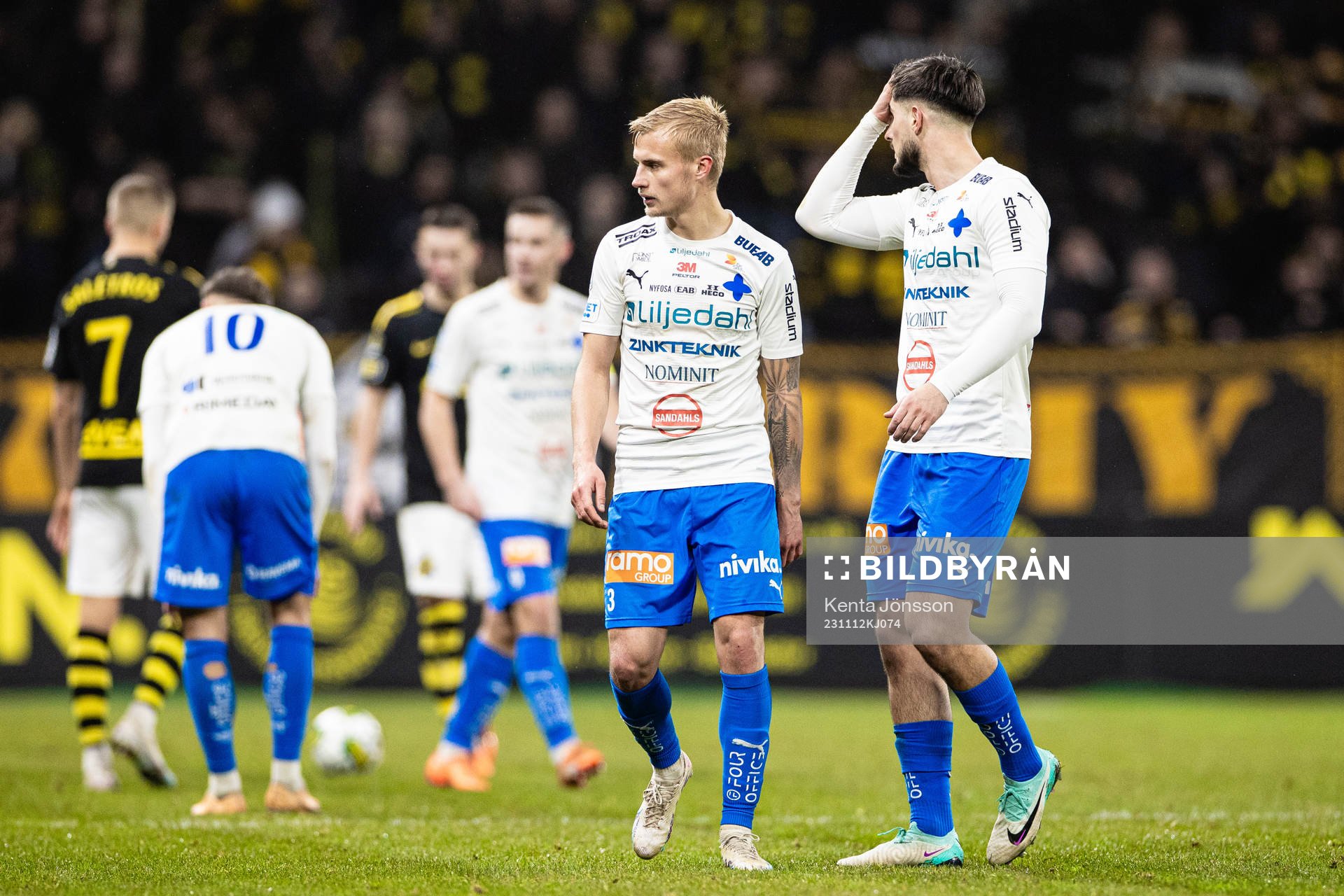 Värnamos Viktor Bergh och Emin Grozdanic deppar
