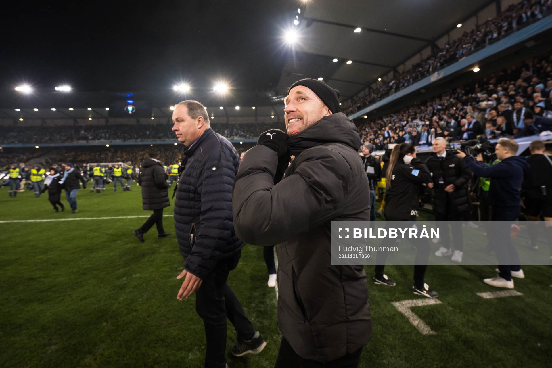 Malmö FFs tränare Henrik Rydström jublar