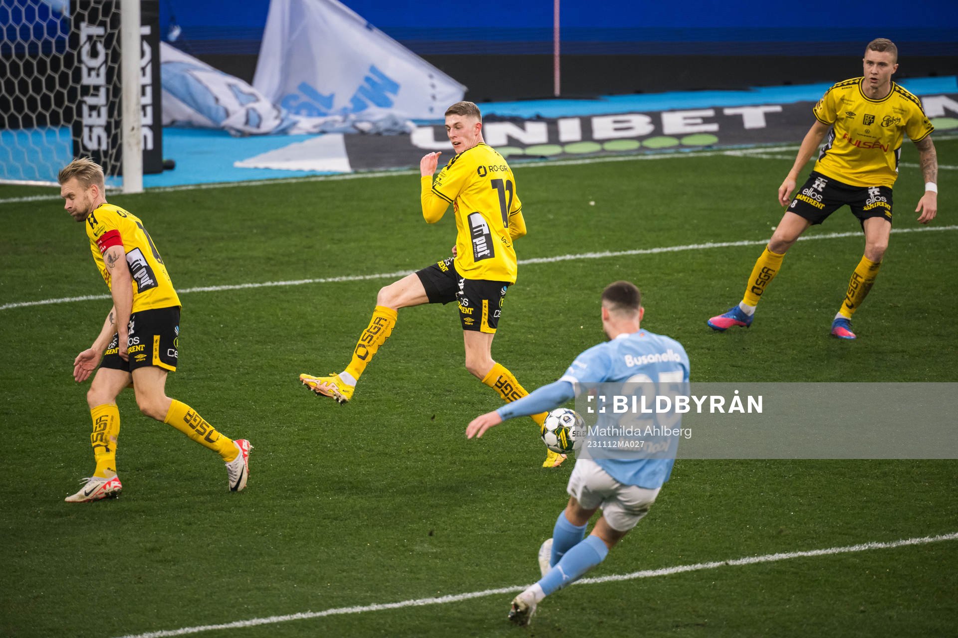 Elfsborgs Alexander Bernhardsson och Malmö FFs Gabriel