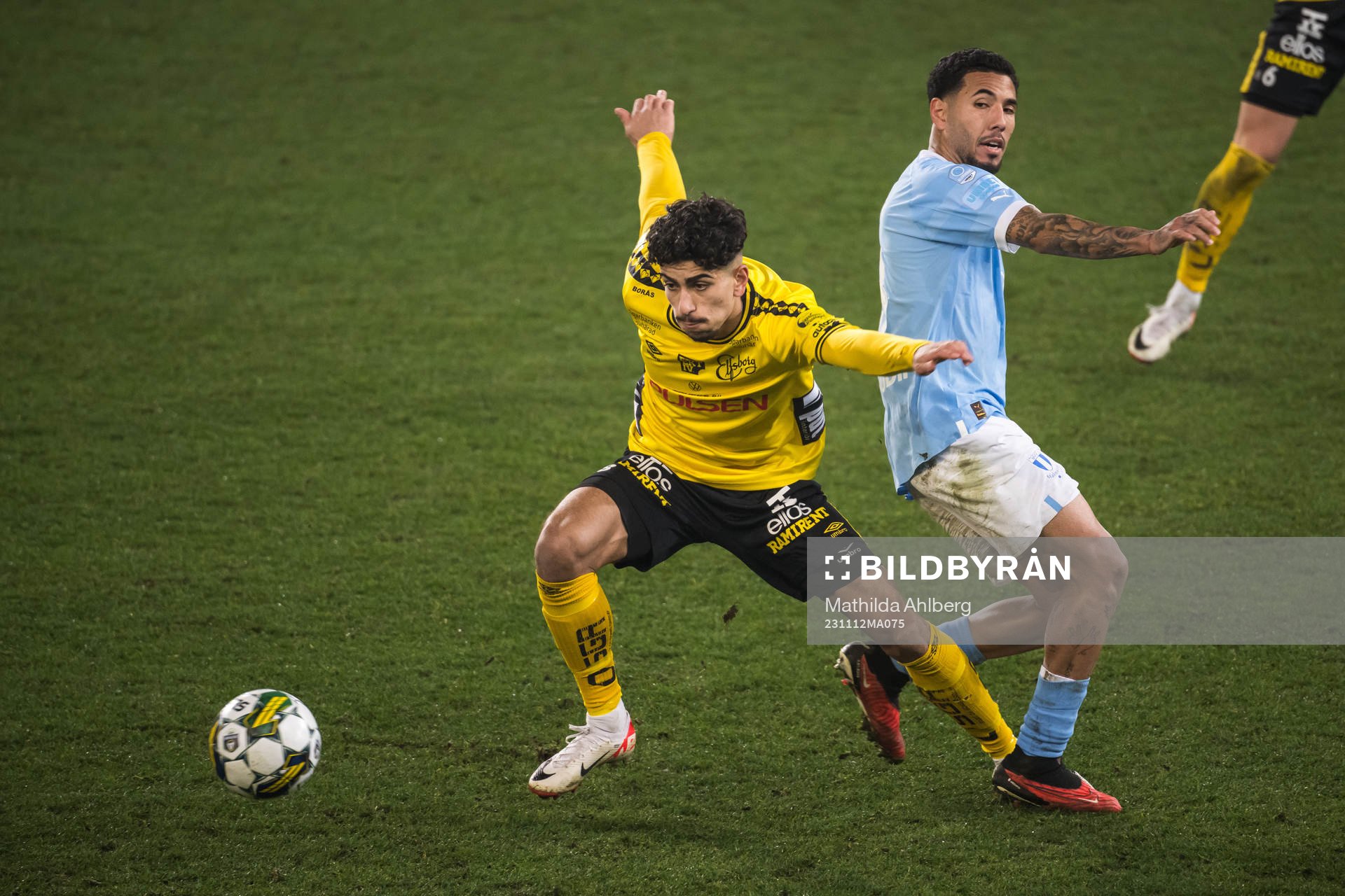 Elfsborgs Ahmed Qasem och Malmö FFs Sergio Pena