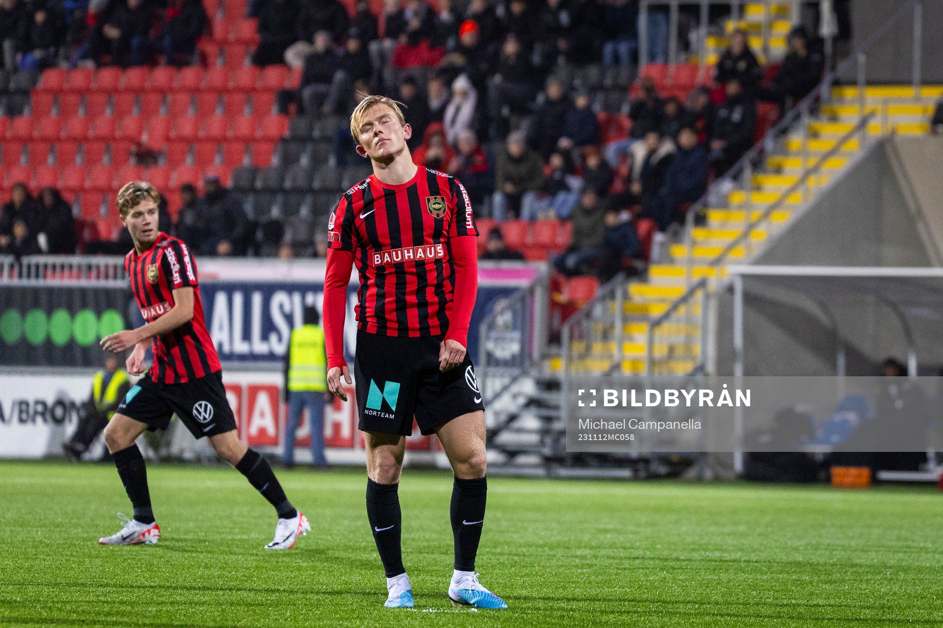 Brommapojkarnas Alexander Jensen deppar