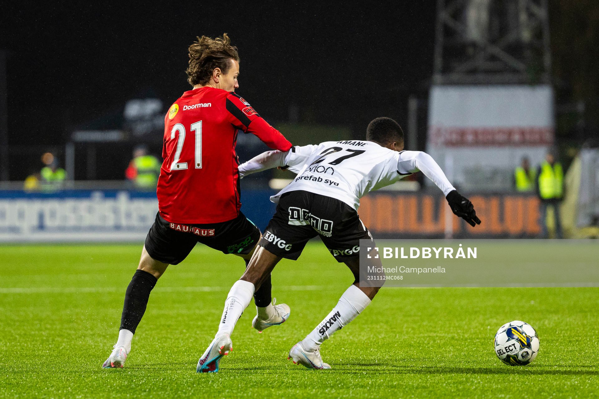 Brommapojkarnas Alex Timossi Andersson mot Häckens Edward