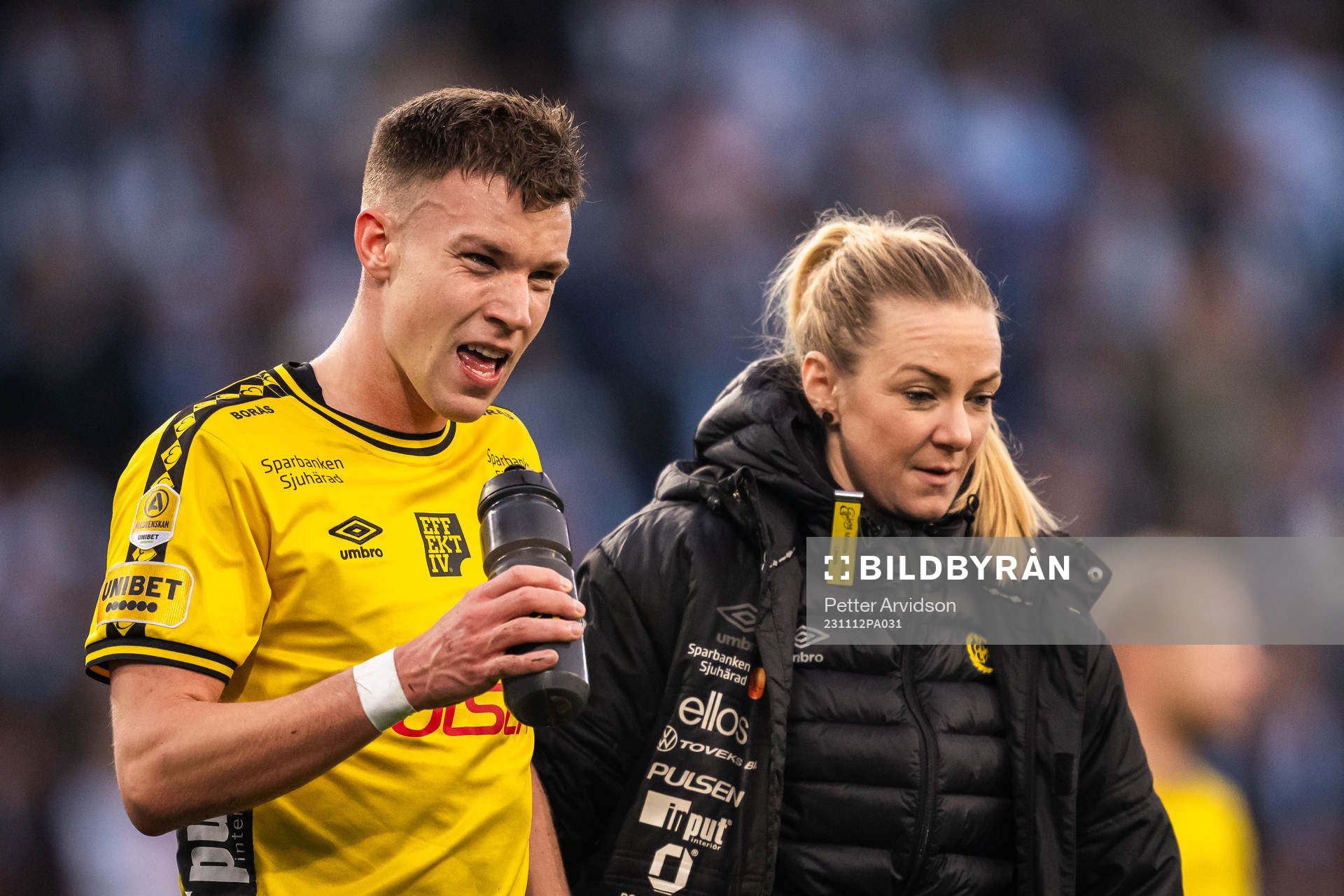 Elfsborgs Andri Fannar Baldursson och läkare Matilda