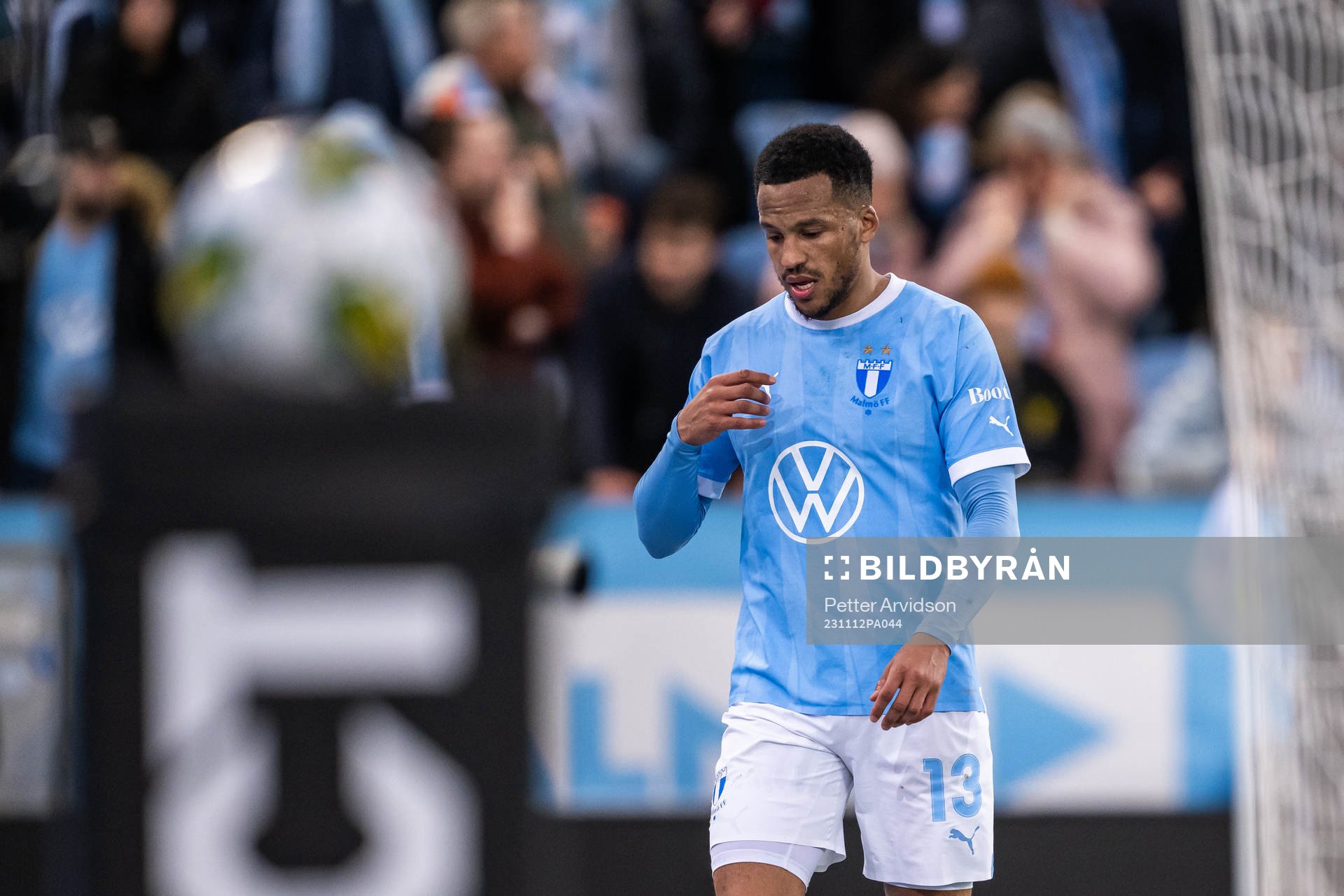 Malmö FFs Martin Olsson går av plan