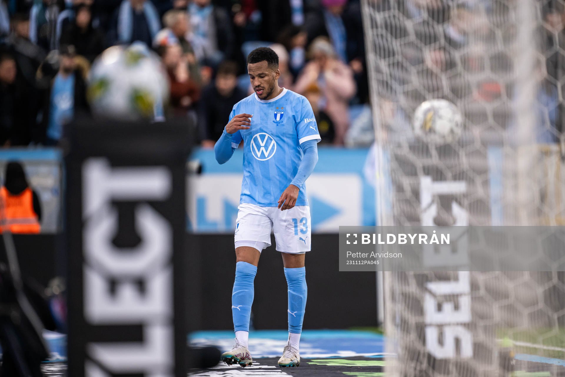 Malmö FFs Martin Olsson går av plan