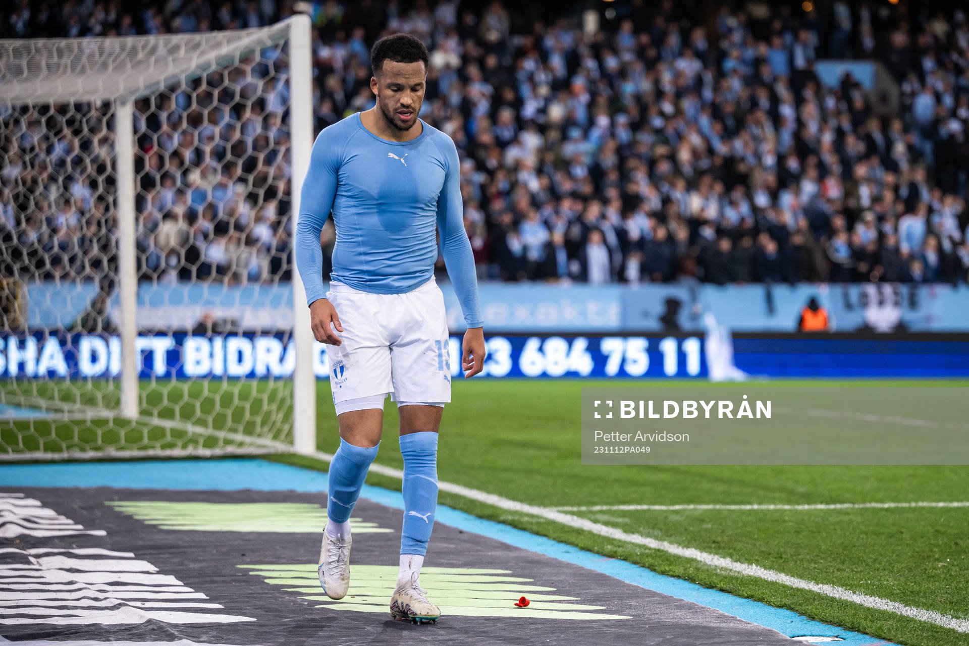 Malmö FFs Martin Olsson går av plan