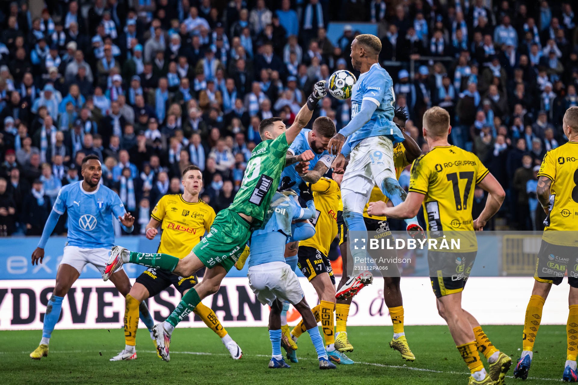 Elfsborgs målvakt Hakon Valdimarsson och Malmö FFs Pontus
