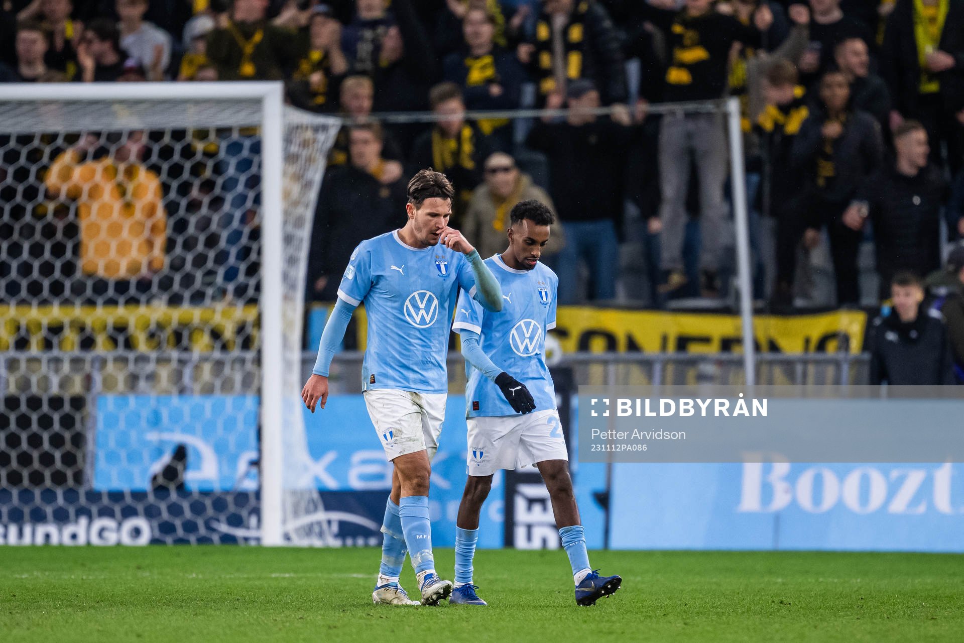 Malmö FFs Stefano Vecchia och Taha Ali deppar