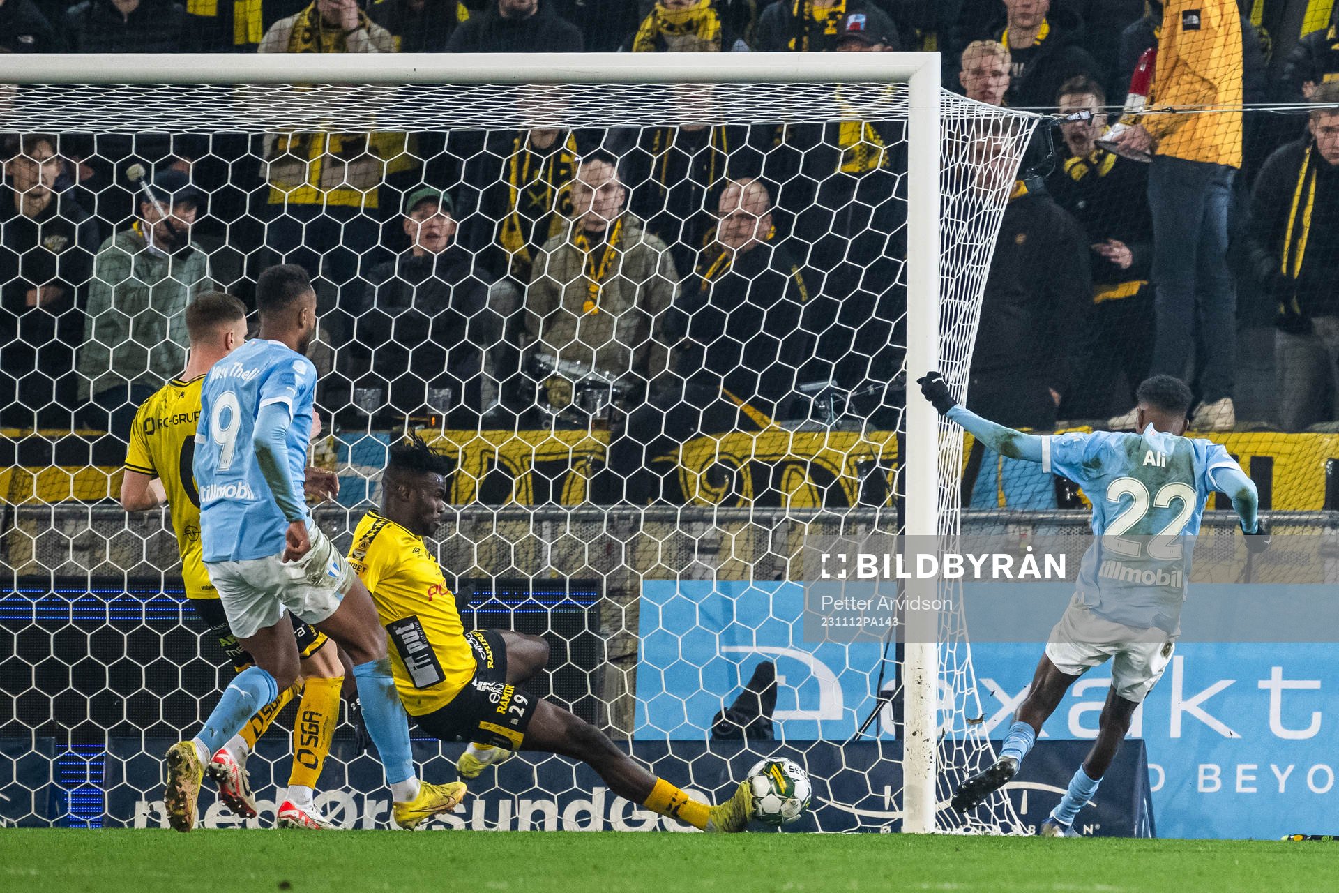 Elfsborgs Ibrahim Buhari och Malmö FFs Taha Ali