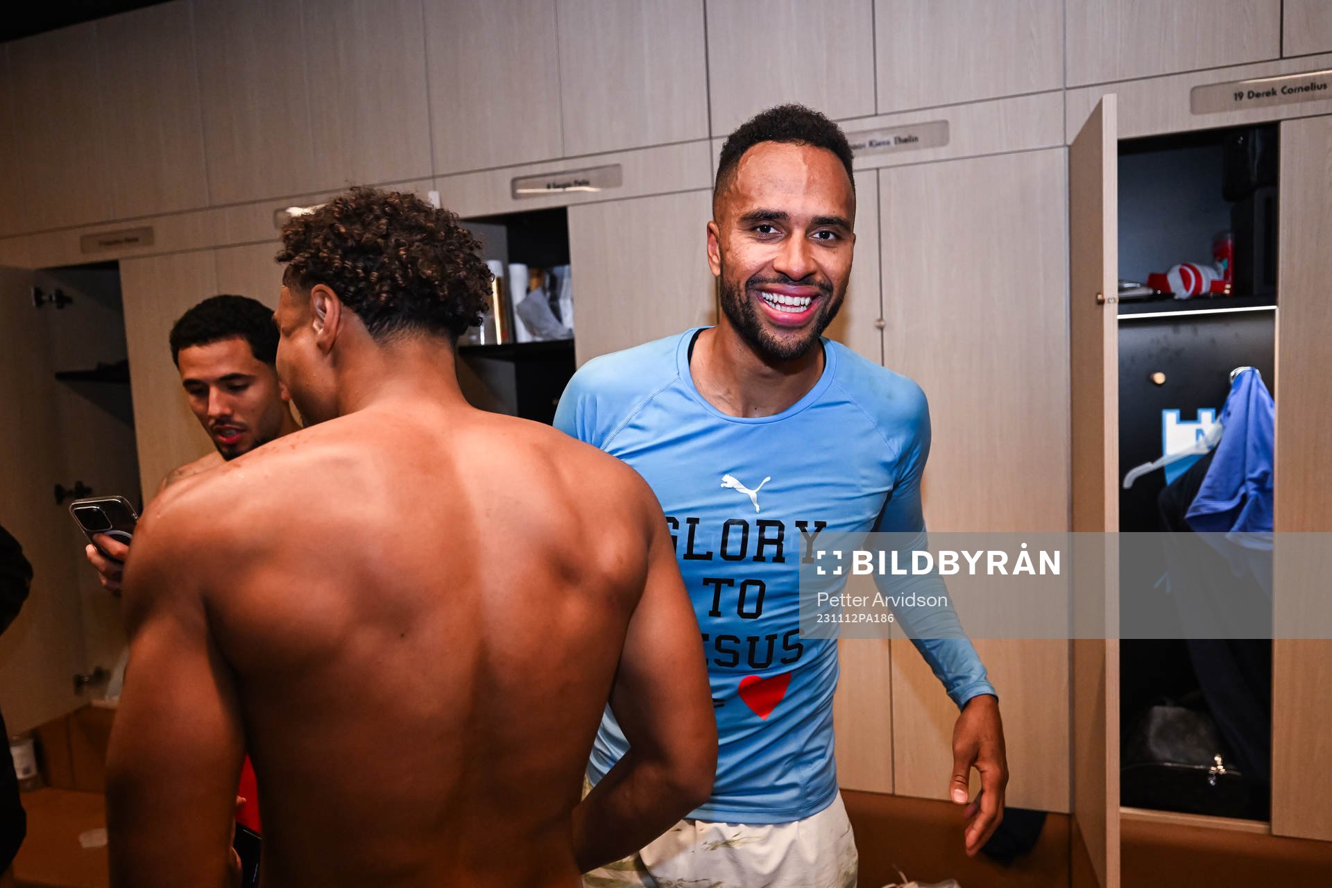 Malmö FFs Isaac Kiese Thelin jublar över SM-guldet