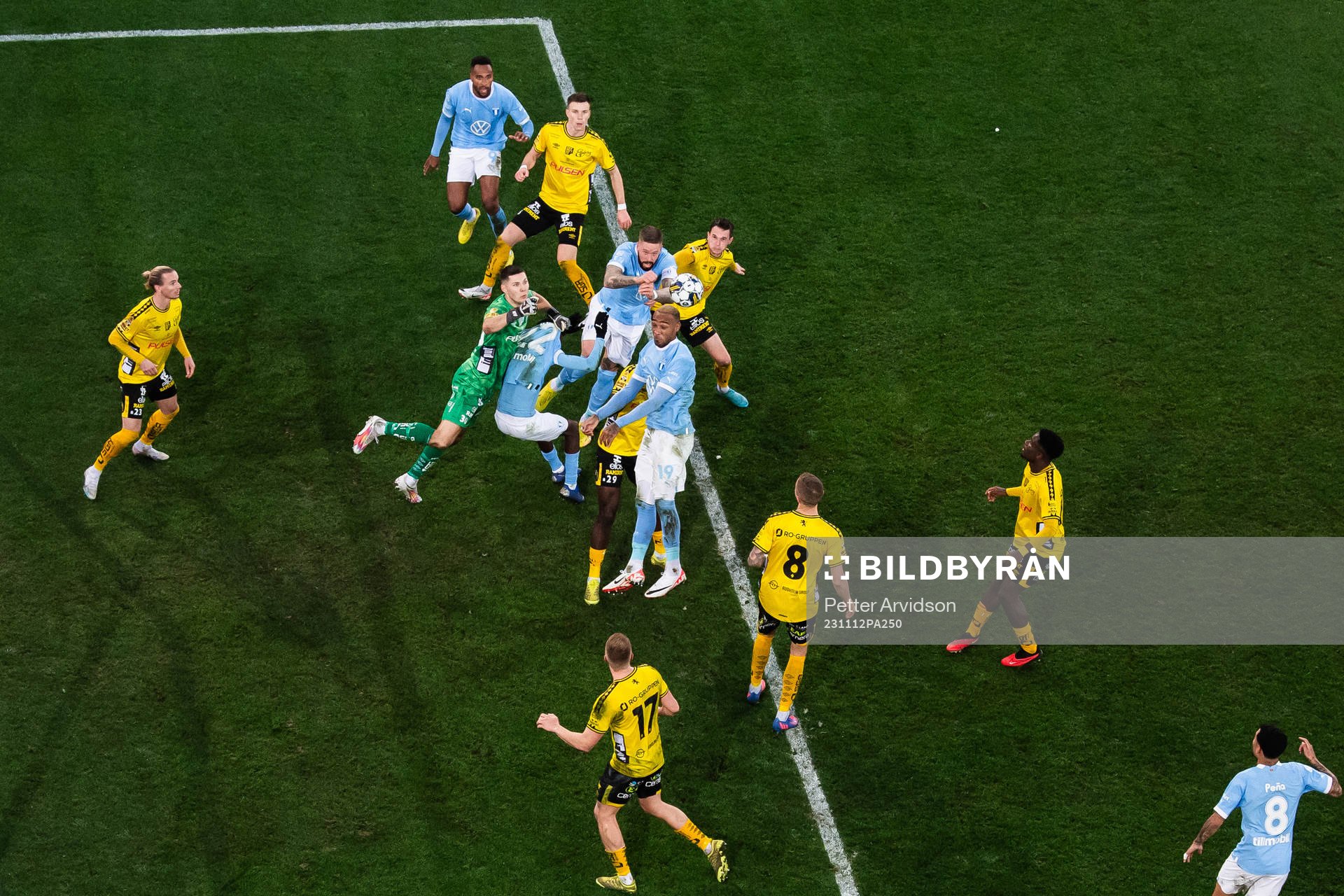Elfsborgs målvakt Hakon Valdimarsson och Malmö FFs Pontus