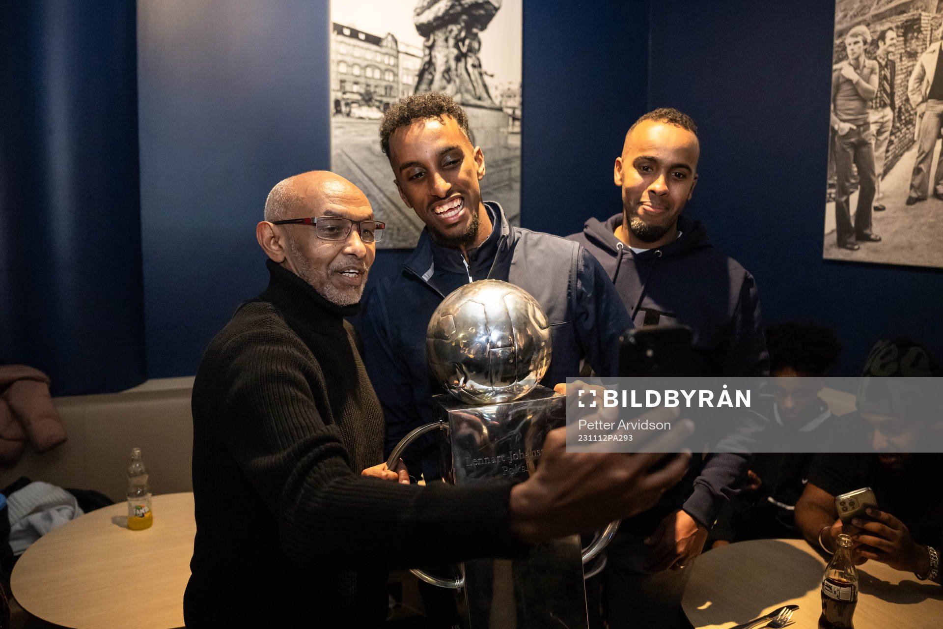 Malmö FFs Taha Ali med familj på guldbanketten för att fira SM-guldet efter fotbollsmatchen i Allsvenskan mellan Malmö FF och Elfsborg den 12 november 2023 i Malmö. 