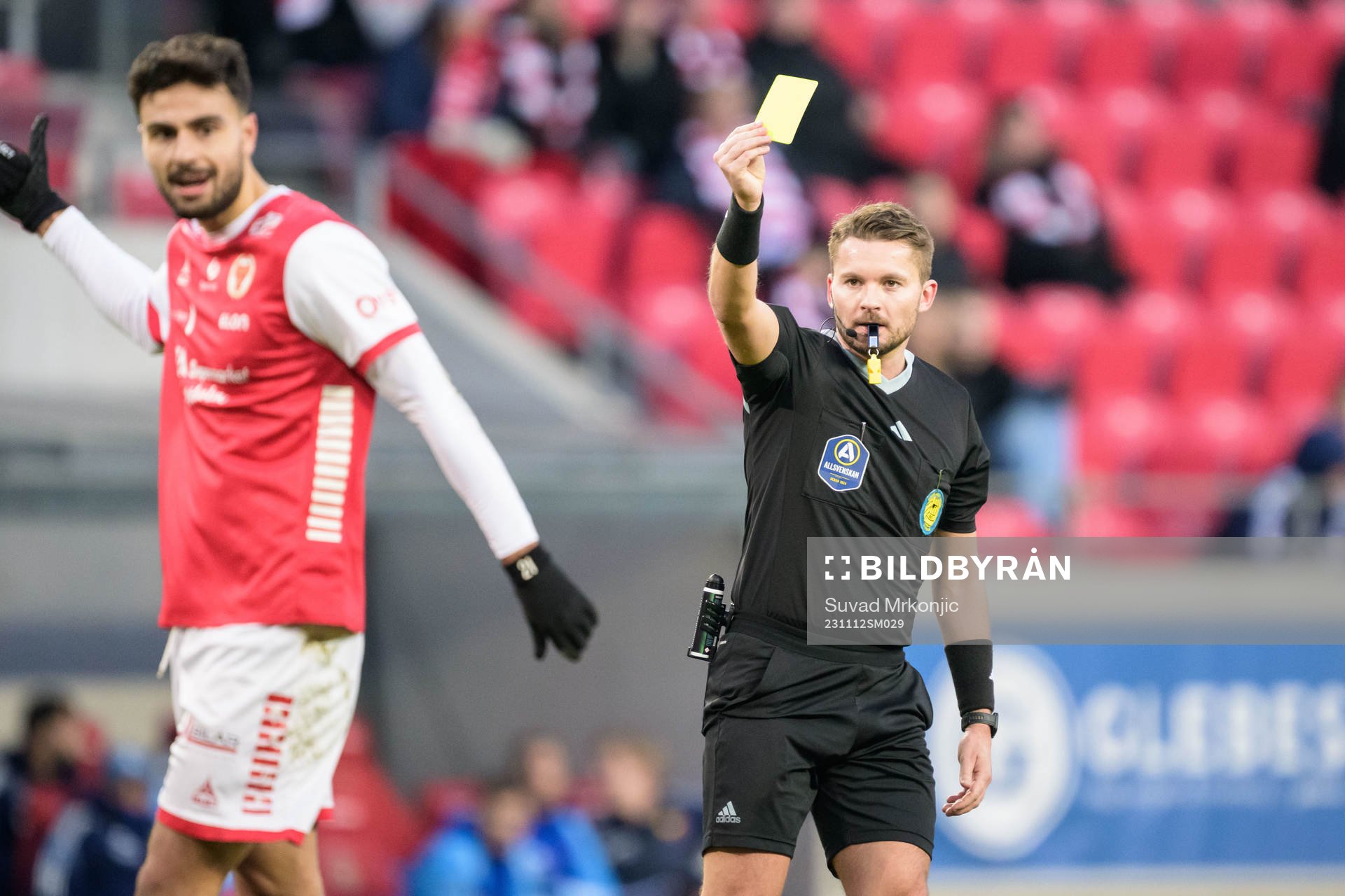 Kalmars Deniz Hummet och Domare Joakim Östling
