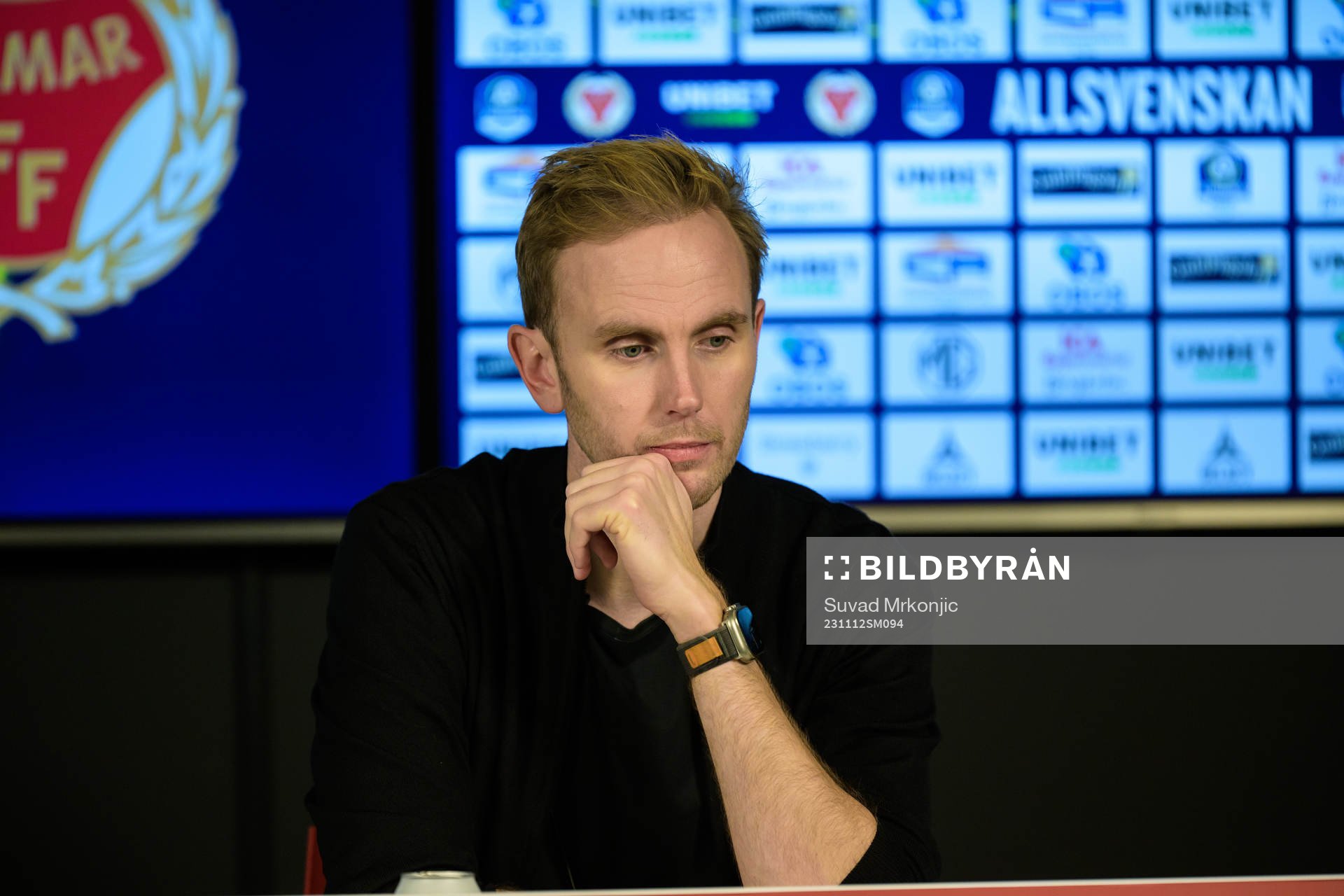 Kalmars tränare Henrik Jensen efter fotbollsmatchen i Allsvenskan mellan Kalmar och Djurgården den 12 november 2023 i Kalmar. 