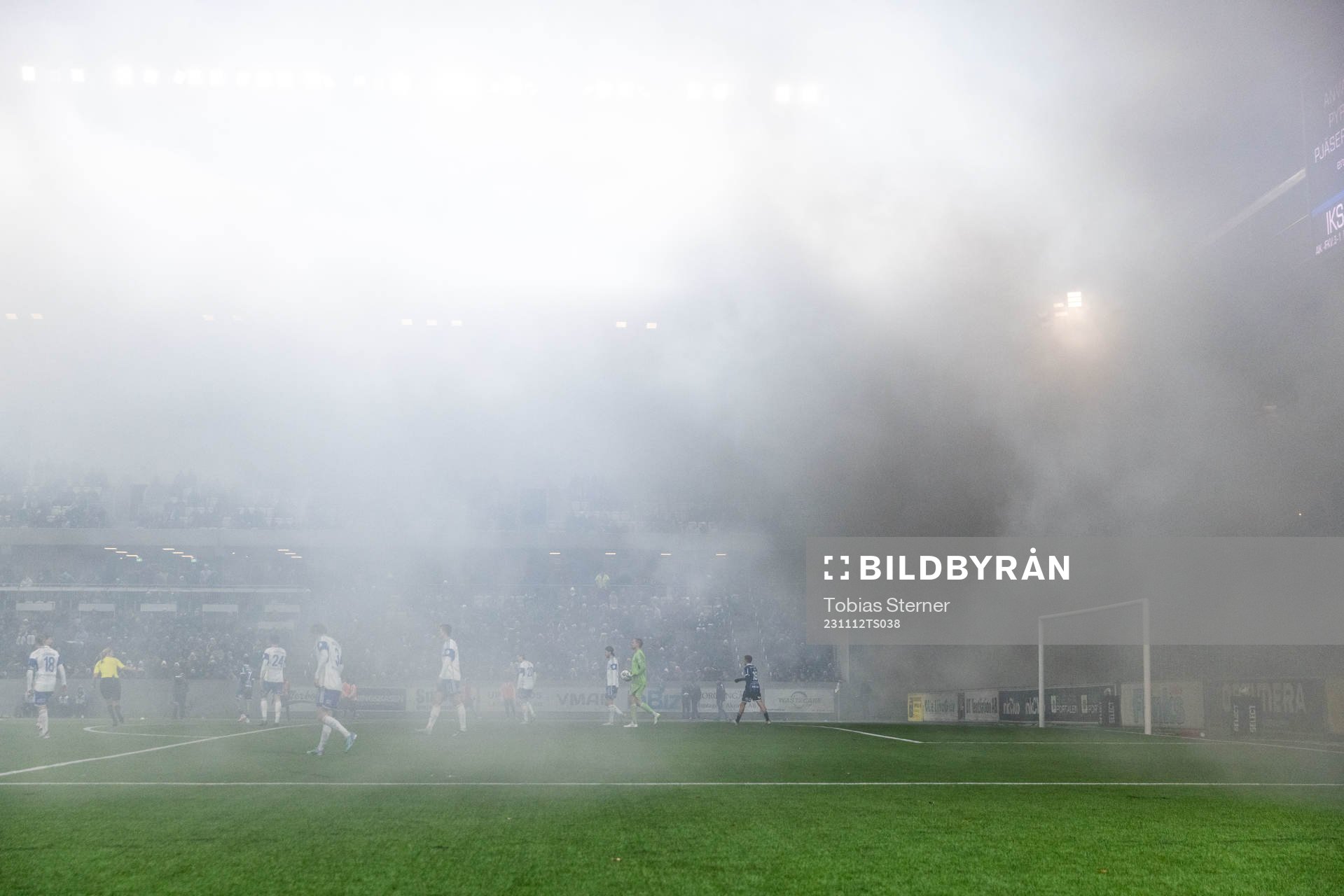 Rökfylld arena