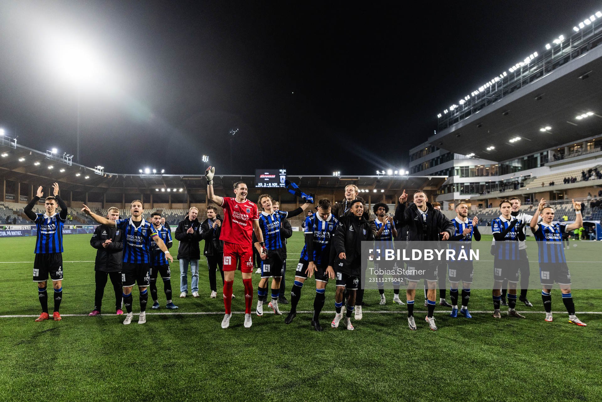 Sirius spelare jublar