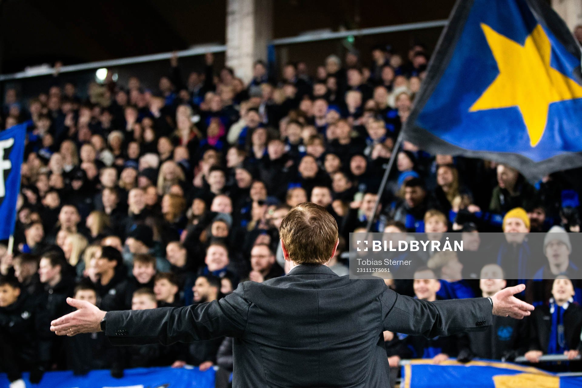 Sirius tränare Christer Mattiasson jublar