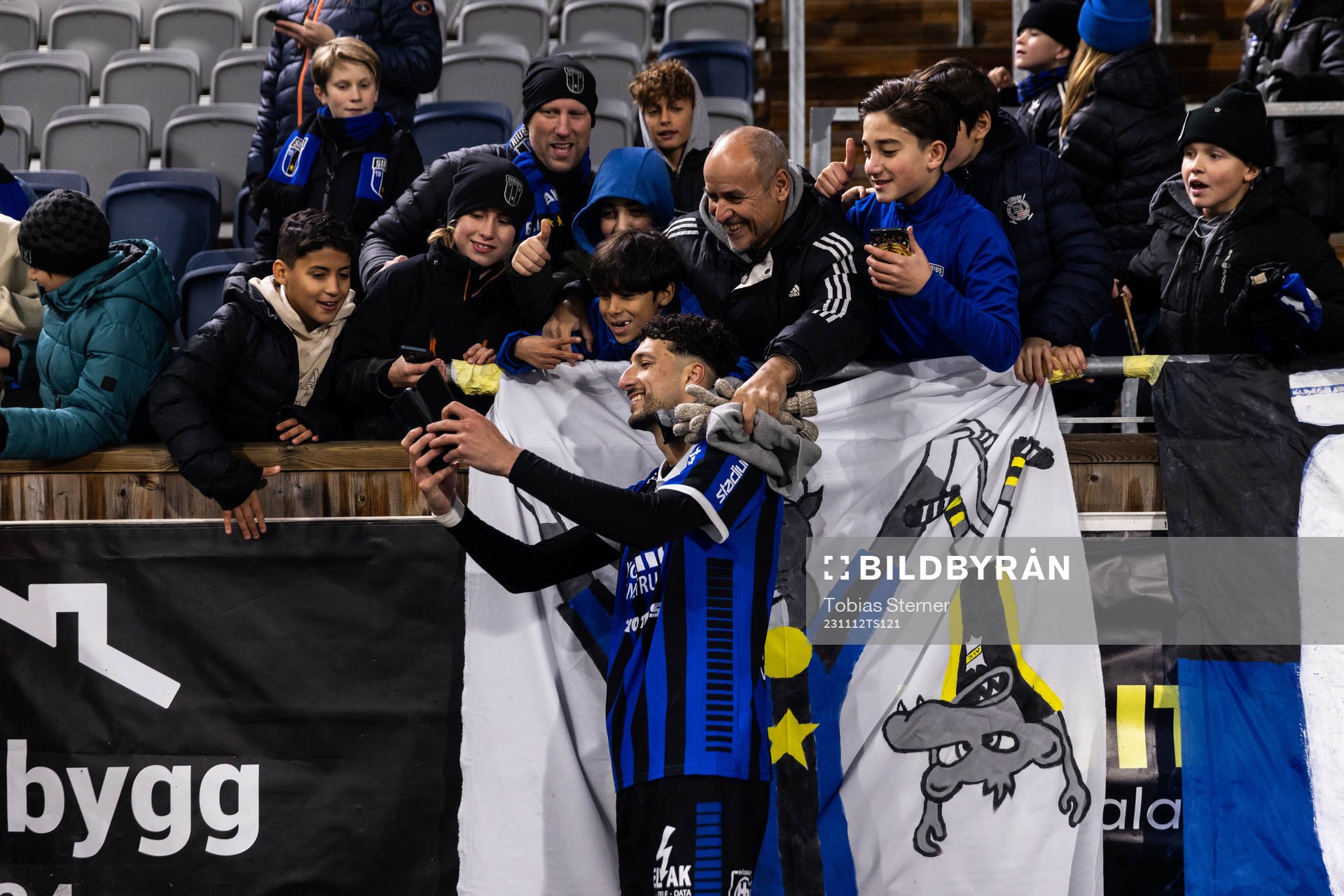 Sirius Wessam Abou Ali och supportrar
