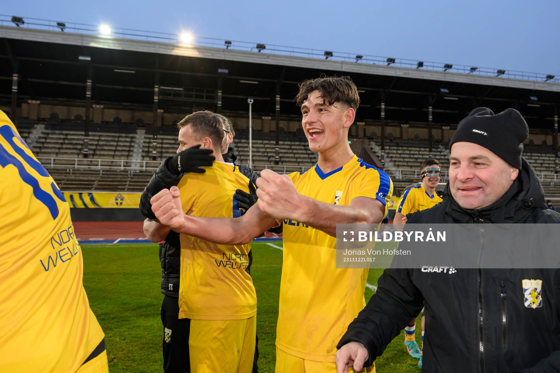IFK Göteborg spelare jublar