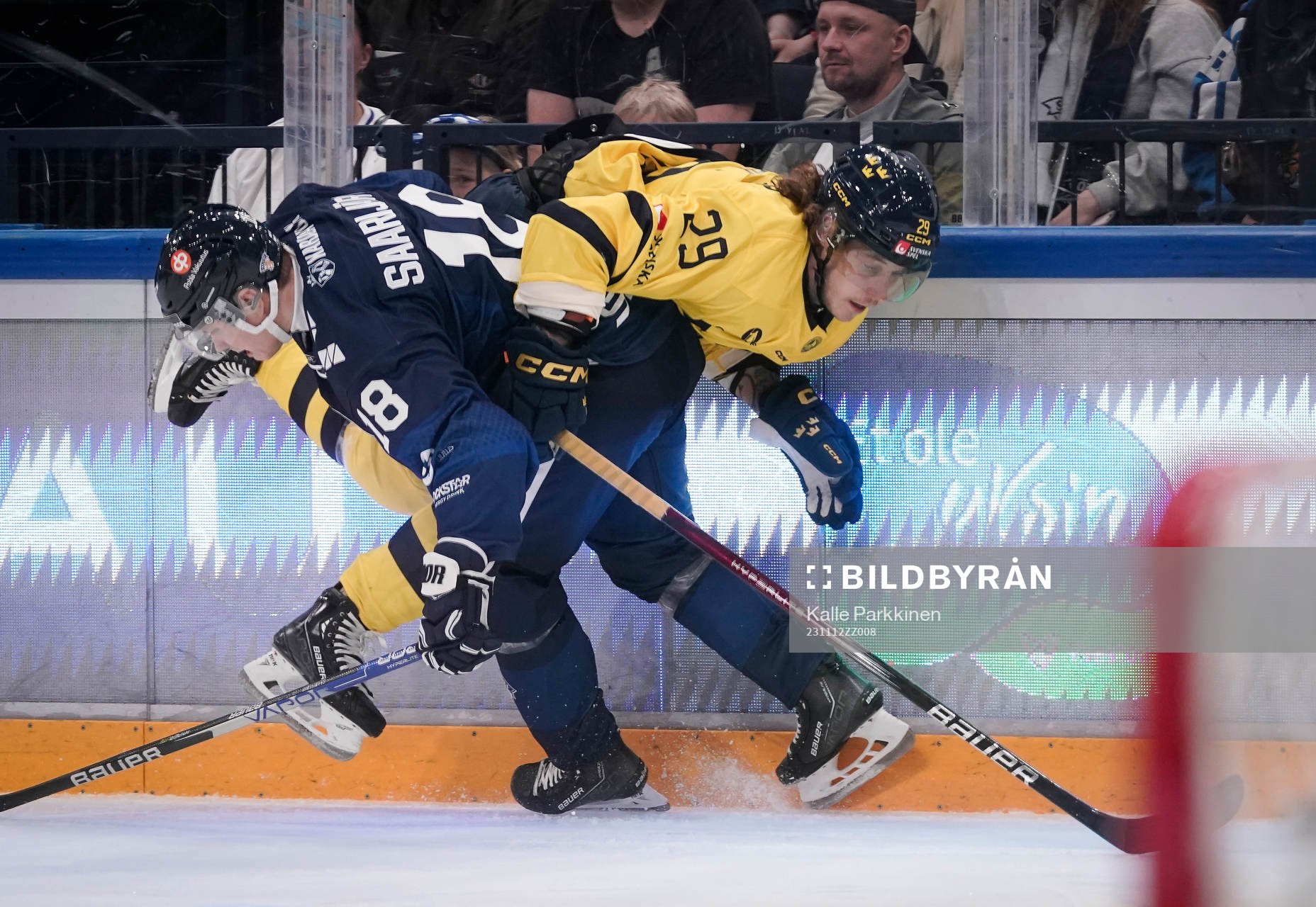 Vili Saarijärvi of Finland and Mario Kempe of Sweden