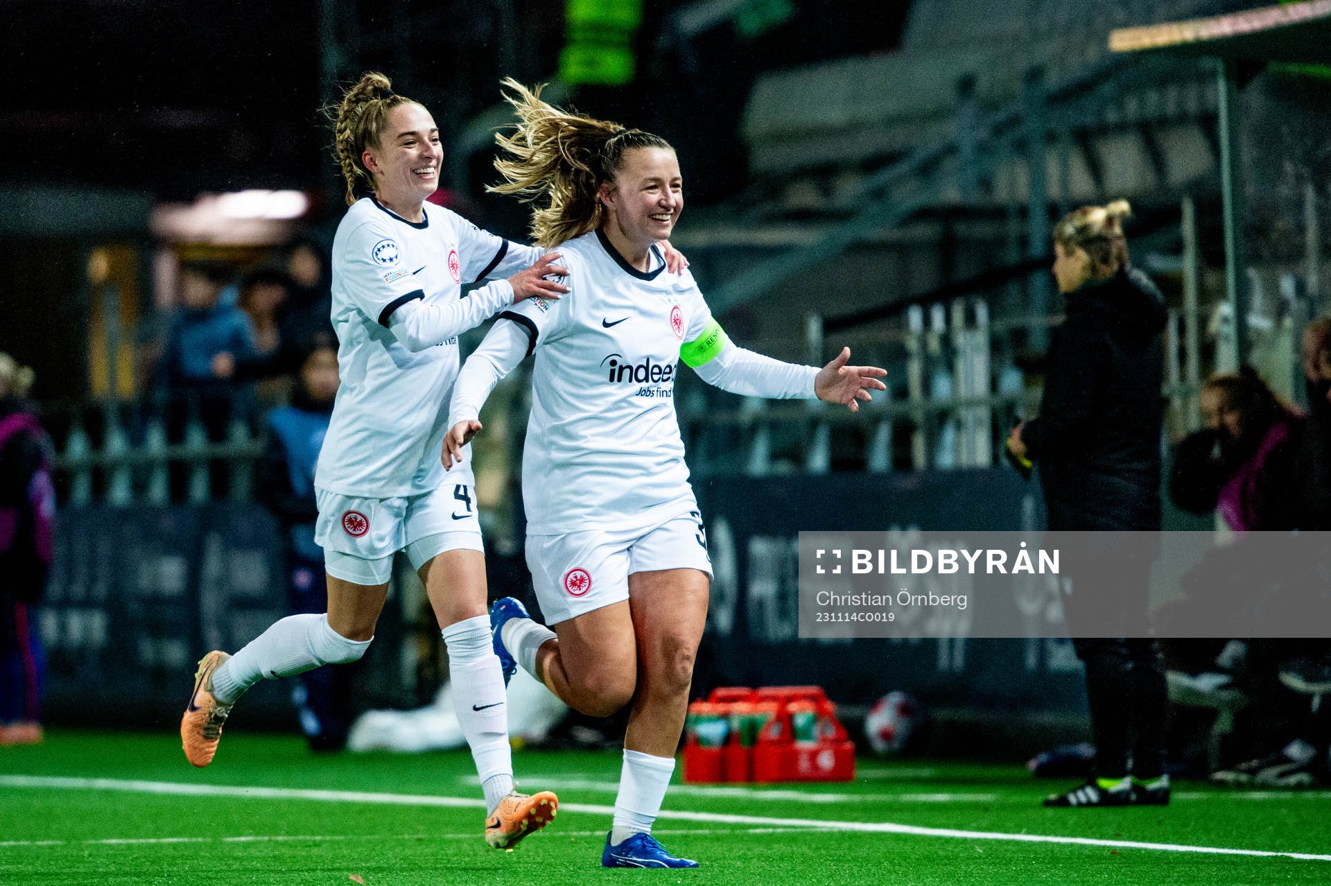 Tanja Pawollek of Eintracht Frankfurt celebrates after 0-1 during the UEFA Women's Champions League football match between FC Rosengård and Eintracht Frankfurt on November 14, 2023 in Malmö.