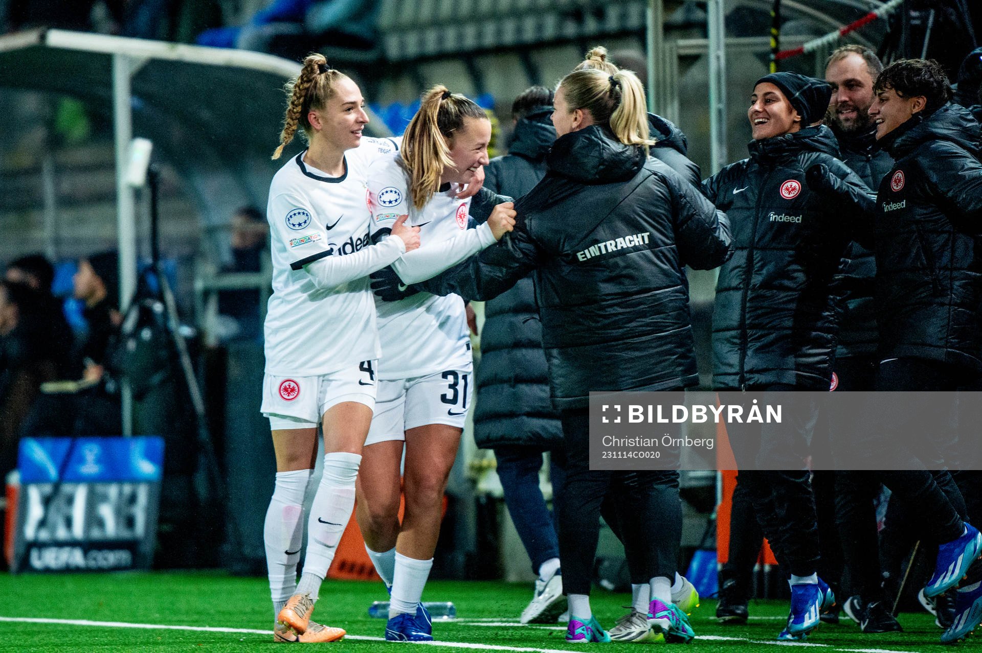 Tanja Pawollek of Eintracht Frankfurt celebrates after 0-1 during the UEFA Women's Champions League football match between FC Rosengård and Eintracht Frankfurt on November 14, 2023 in Malmö.