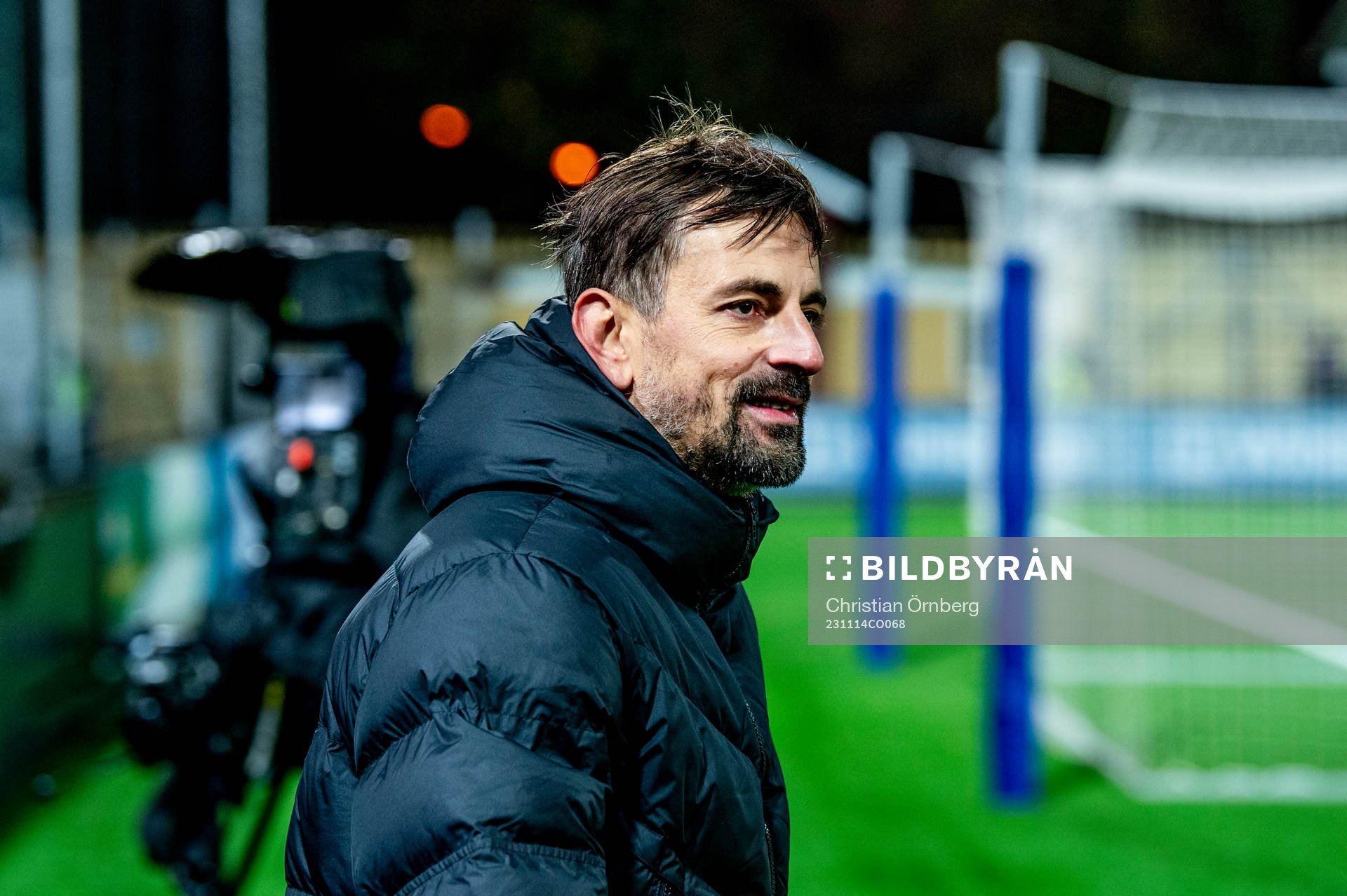 Head coach Nikolaos Arnau of Eintracht Frankfurt after the UEFA Women's Champions League football match between FC Rosengård and Eintracht Frankfurt on November 14, 2023 in Malmö.