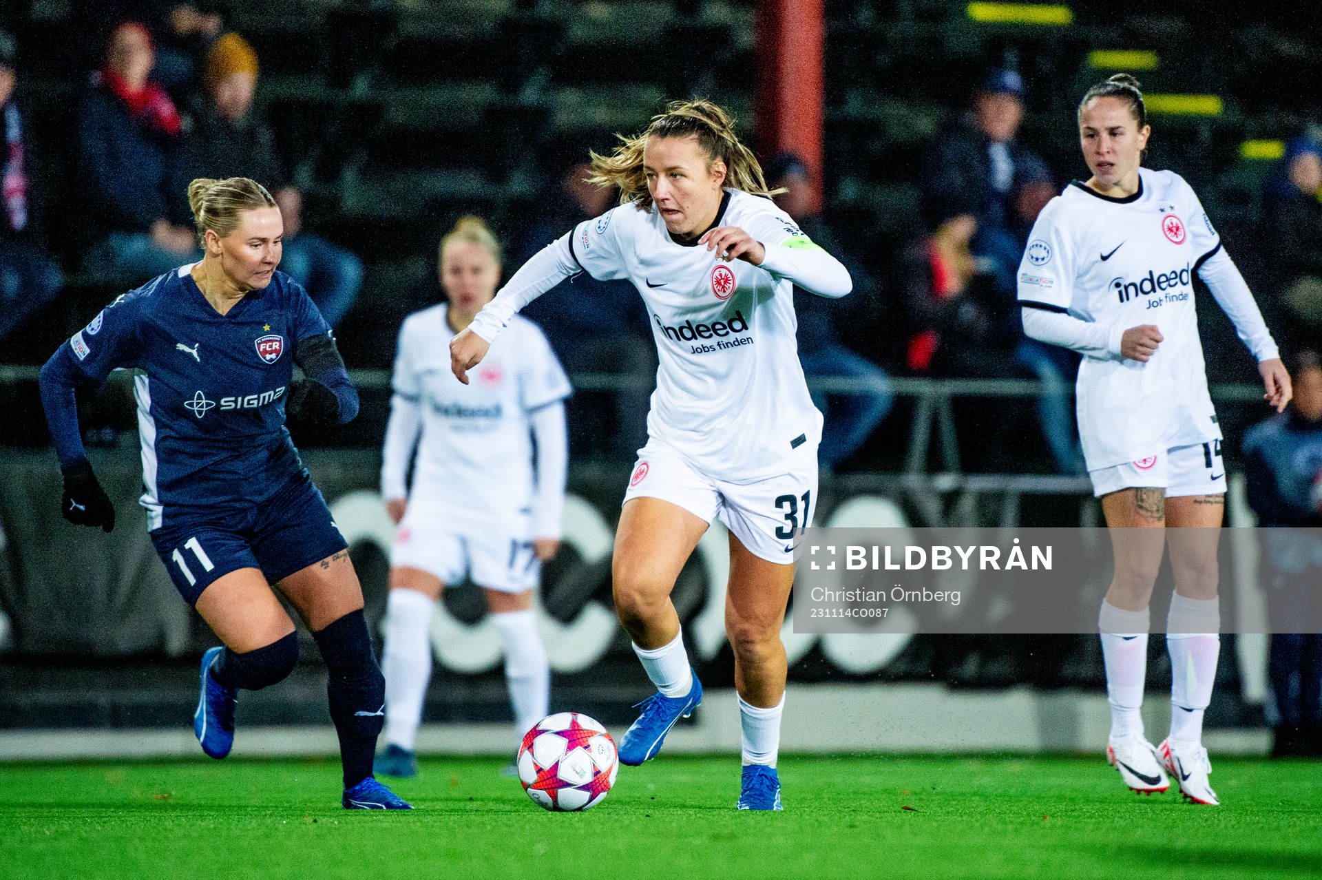 Tanja Pawollek of Eintracht Frankfurt and Emma Jansson of FC Rosengård during the UEFA Women's Champions League football match between FC Rosengård and Eintracht Frankfurt on November 14, 2023 in Malmö.