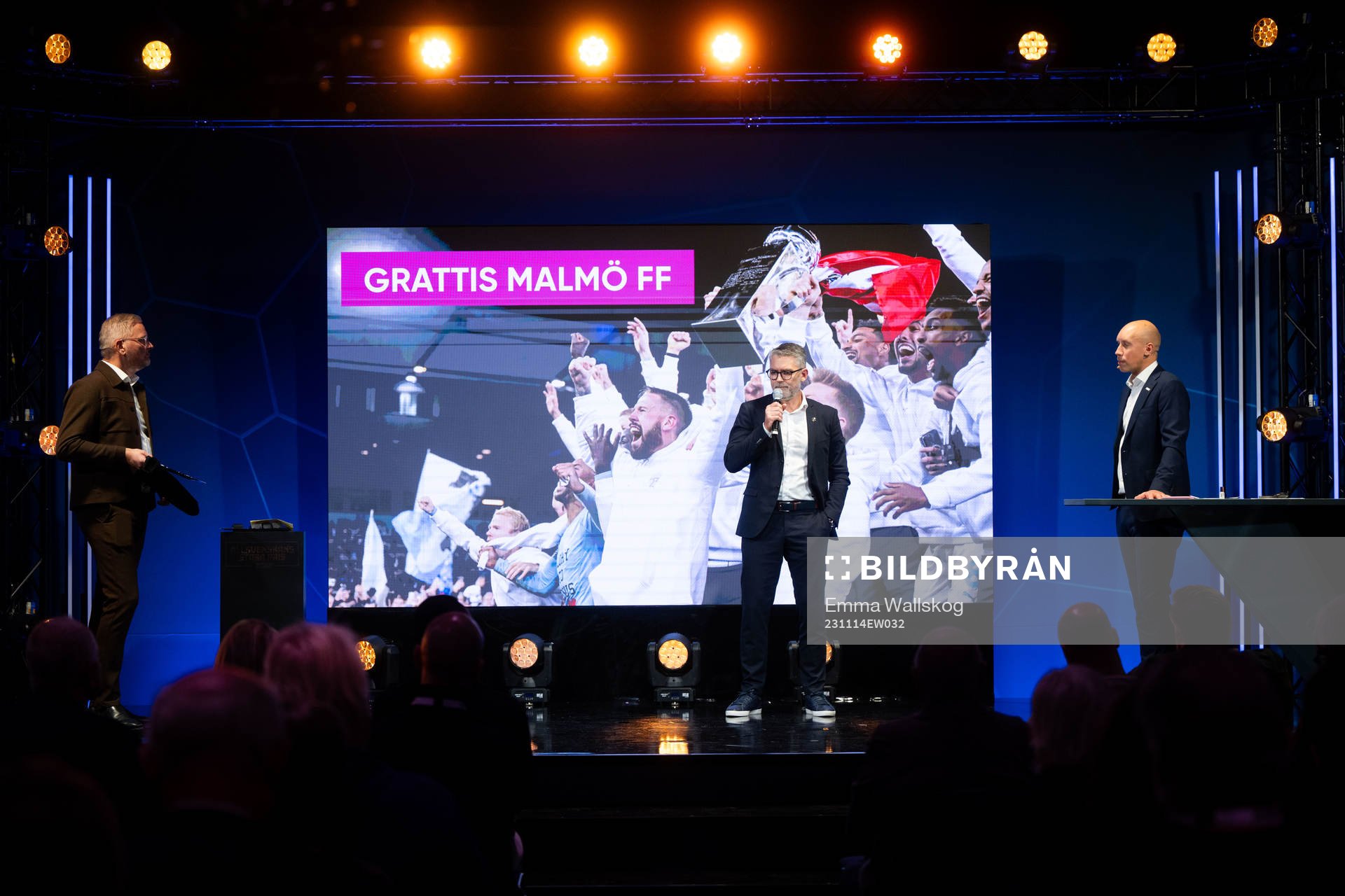 Niclas Carlnén, VD Malmö FF, hyllas för SM-guldet