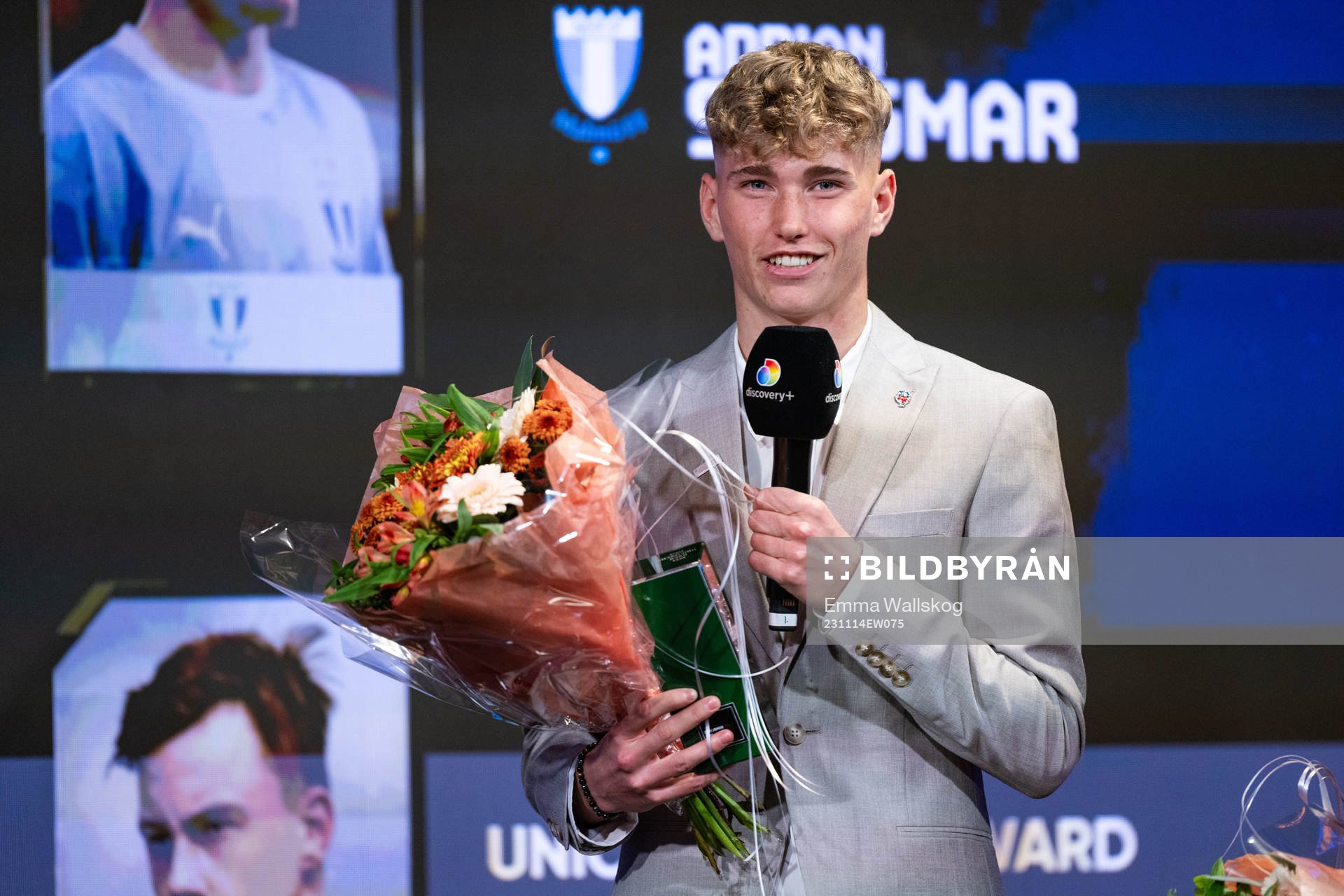 Benjamin Örn, Helsingborgs IF, tar emot pris för Årets