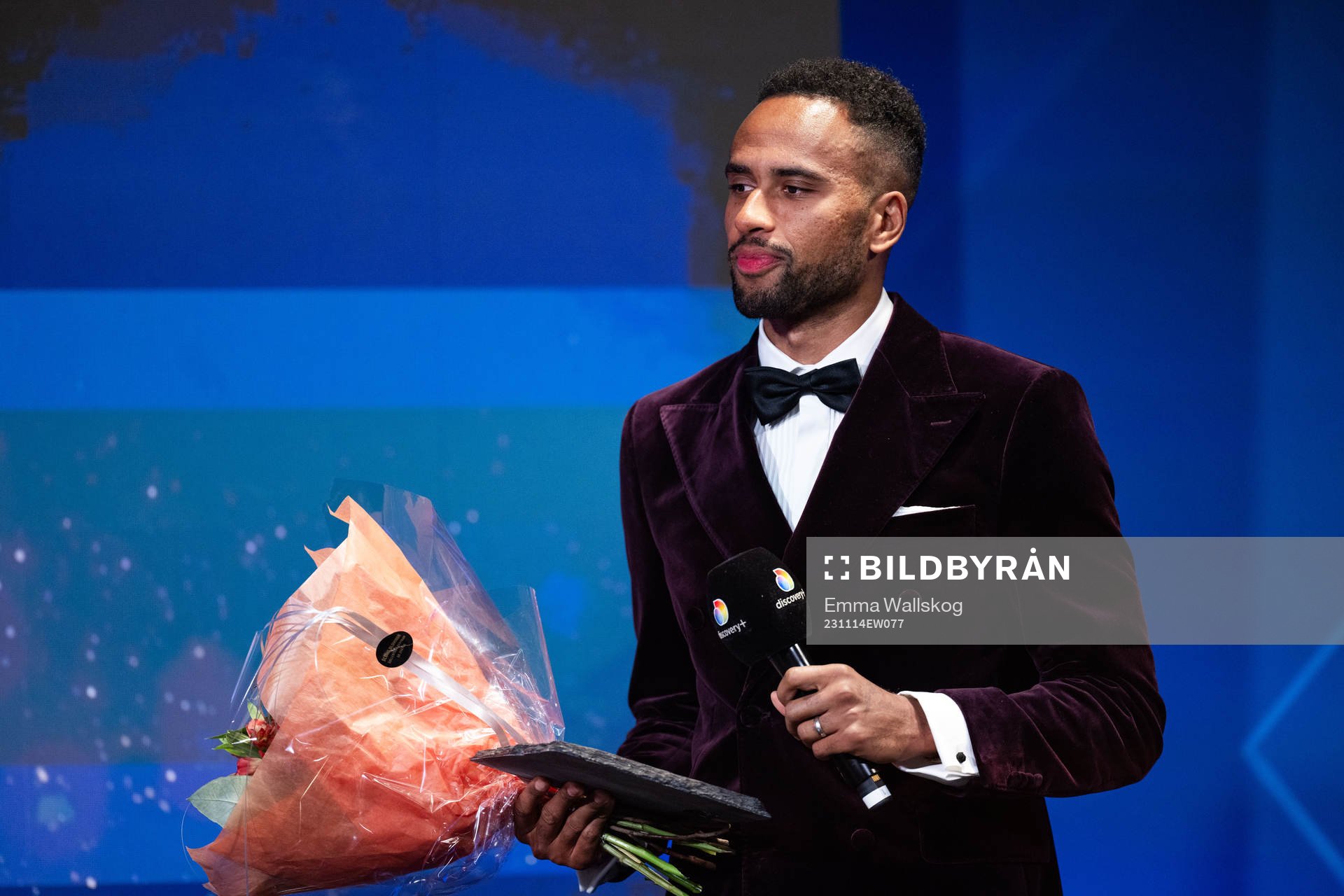Isaac Kiese Thelin, Malmö FF, tar emot pris som Årets