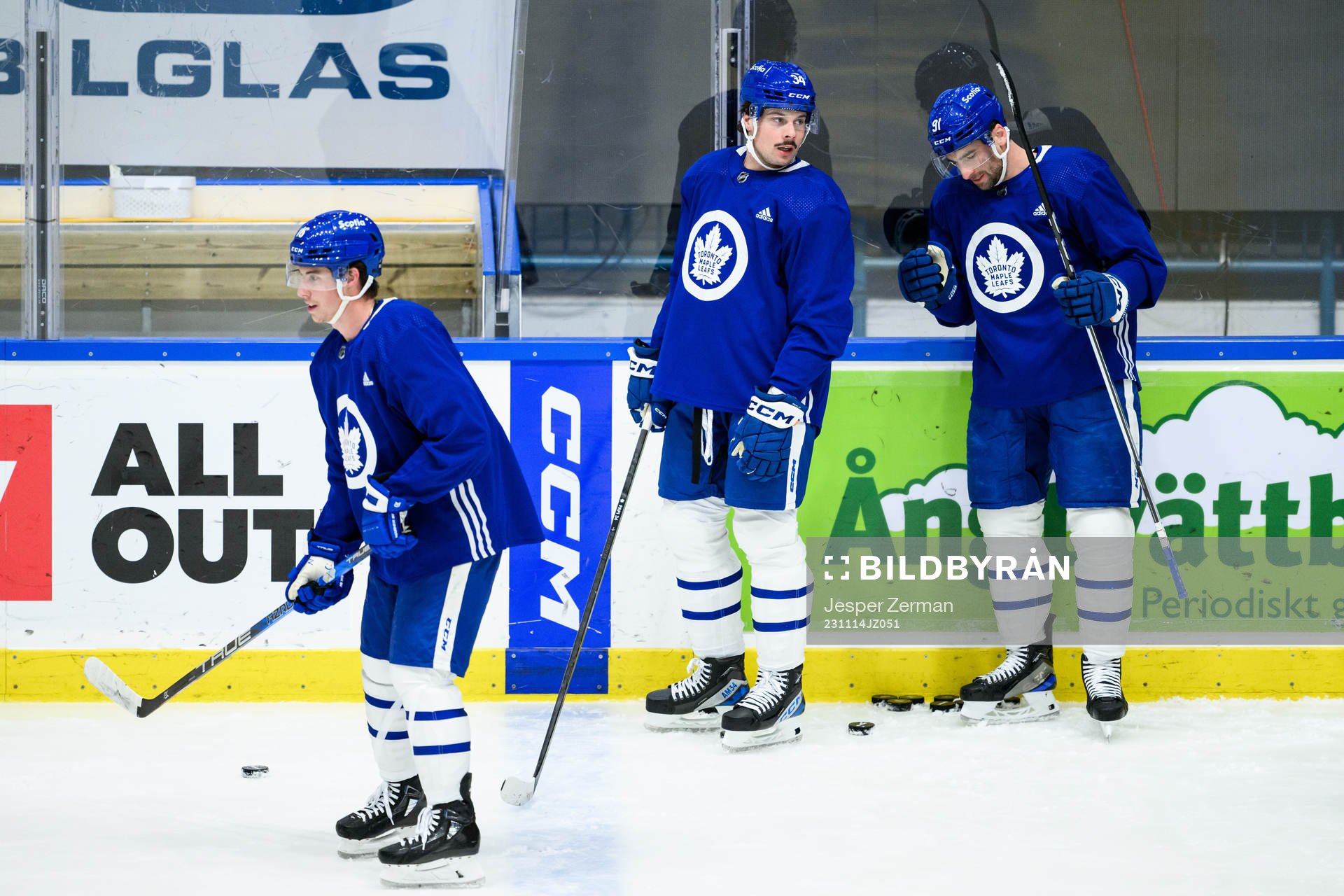 Auston Matthews and John Tavares of Toronto Maple Leafs