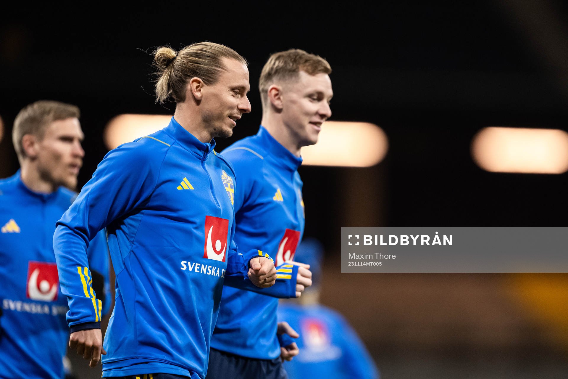 Niklas Hult and Emil Krafth of the Swedish national football team during a training session on November 14, 2023 in Stockholm.