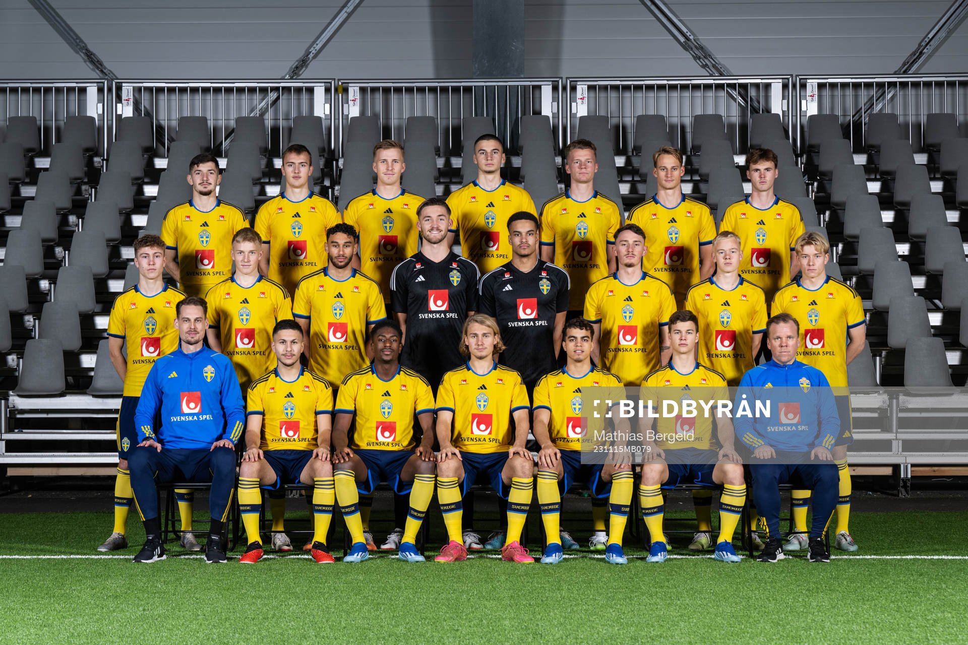 Players and coaching staff of the Swedish under-21 national