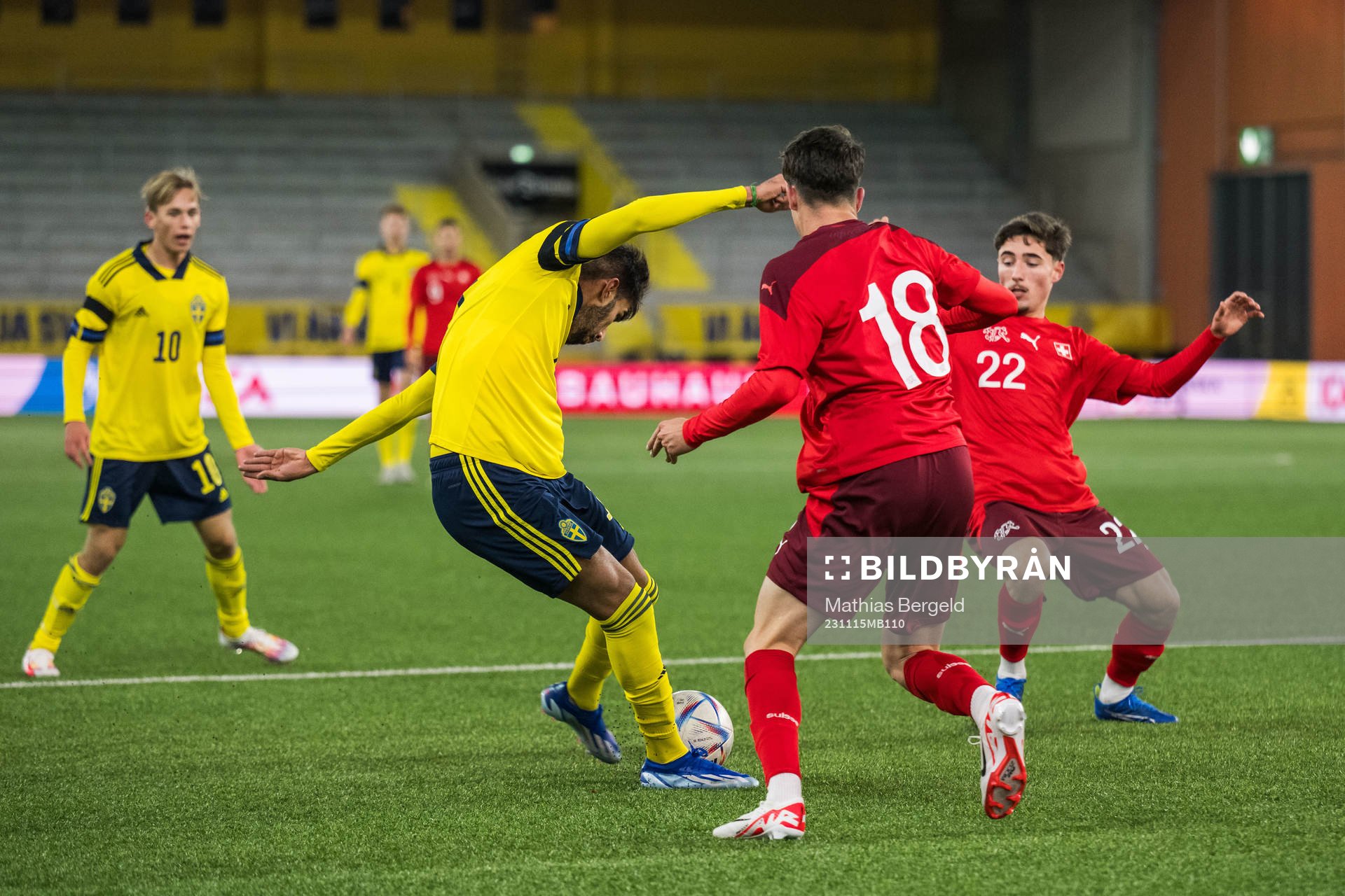 Sveriges Montader Madjed och Schweiz Sebastian Walker och