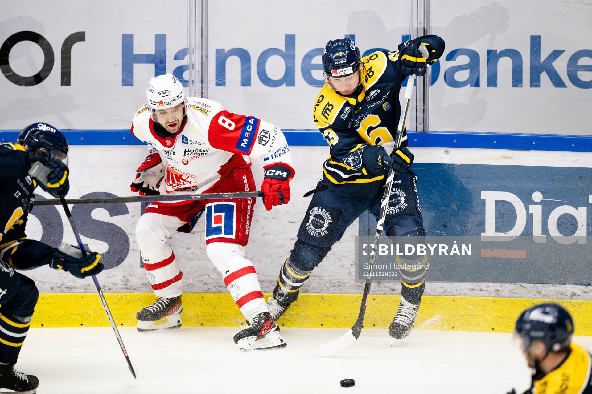 Västerviks Robin Carlsson och Södertäljes Julius Bergman
