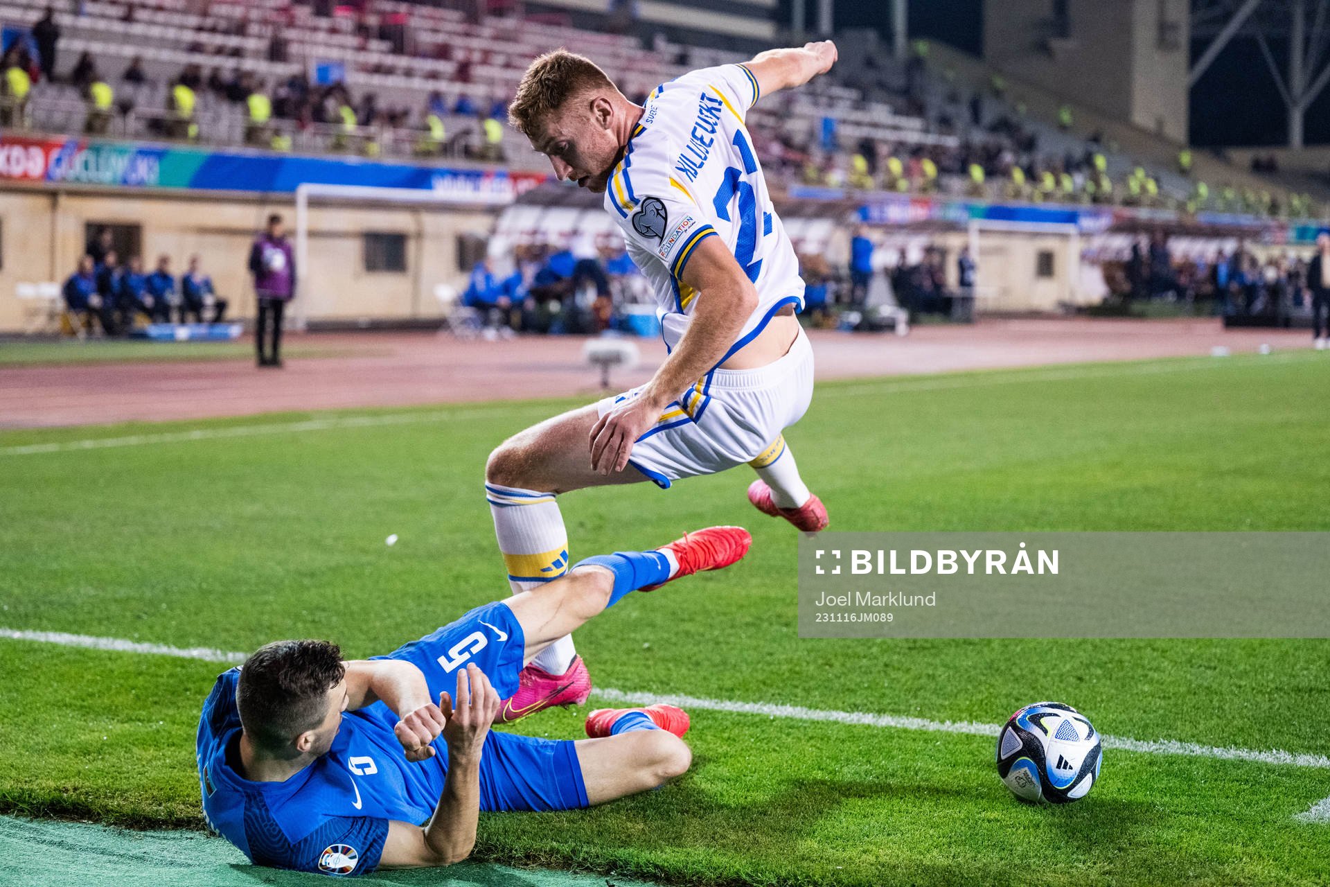 Dejan Kulusevski of Sweden and Anton Krivotsyuk of Azerbaijan during the UEFA Euro Qualifier football match between Azerbaijan and Sweden on November 16, 2023 in Baku.