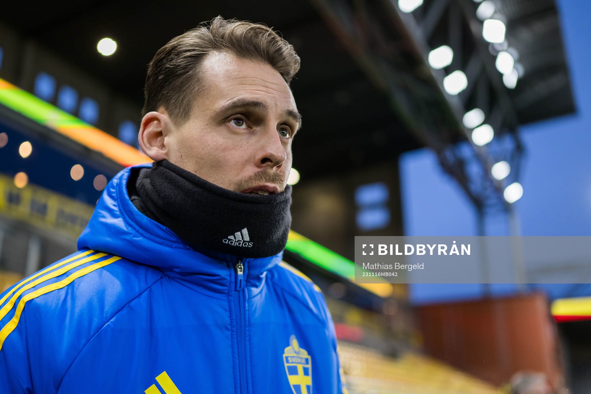 Head coach Daniel Bäckström of Sweden