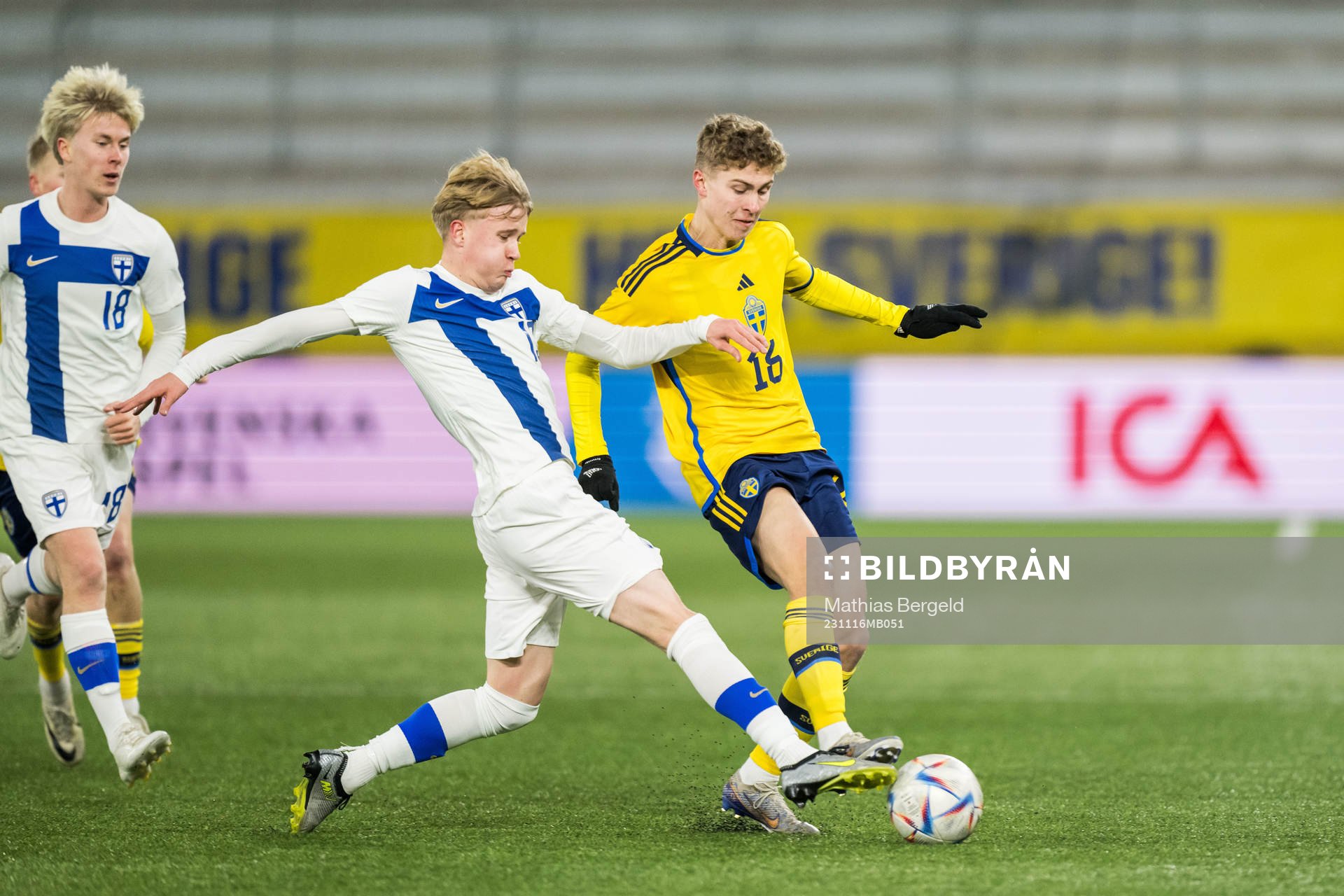 Jere Kallinen of Finland and Hugo Bolin of Sweden