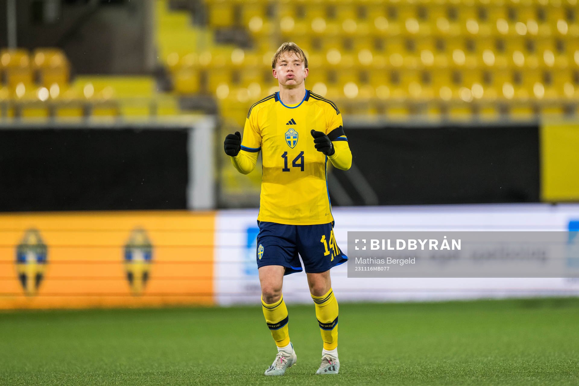 Daniel Svensson of Sweden looks dejected